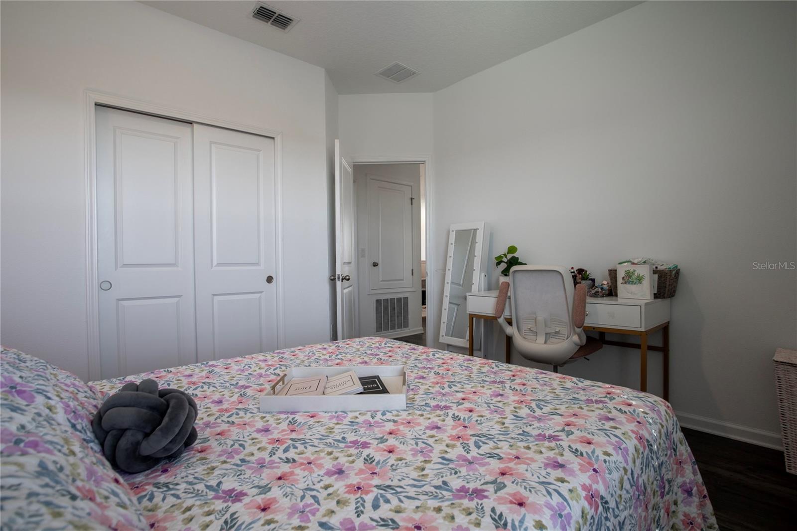 Image 24 of 37 For 4724 Cragmere Loop