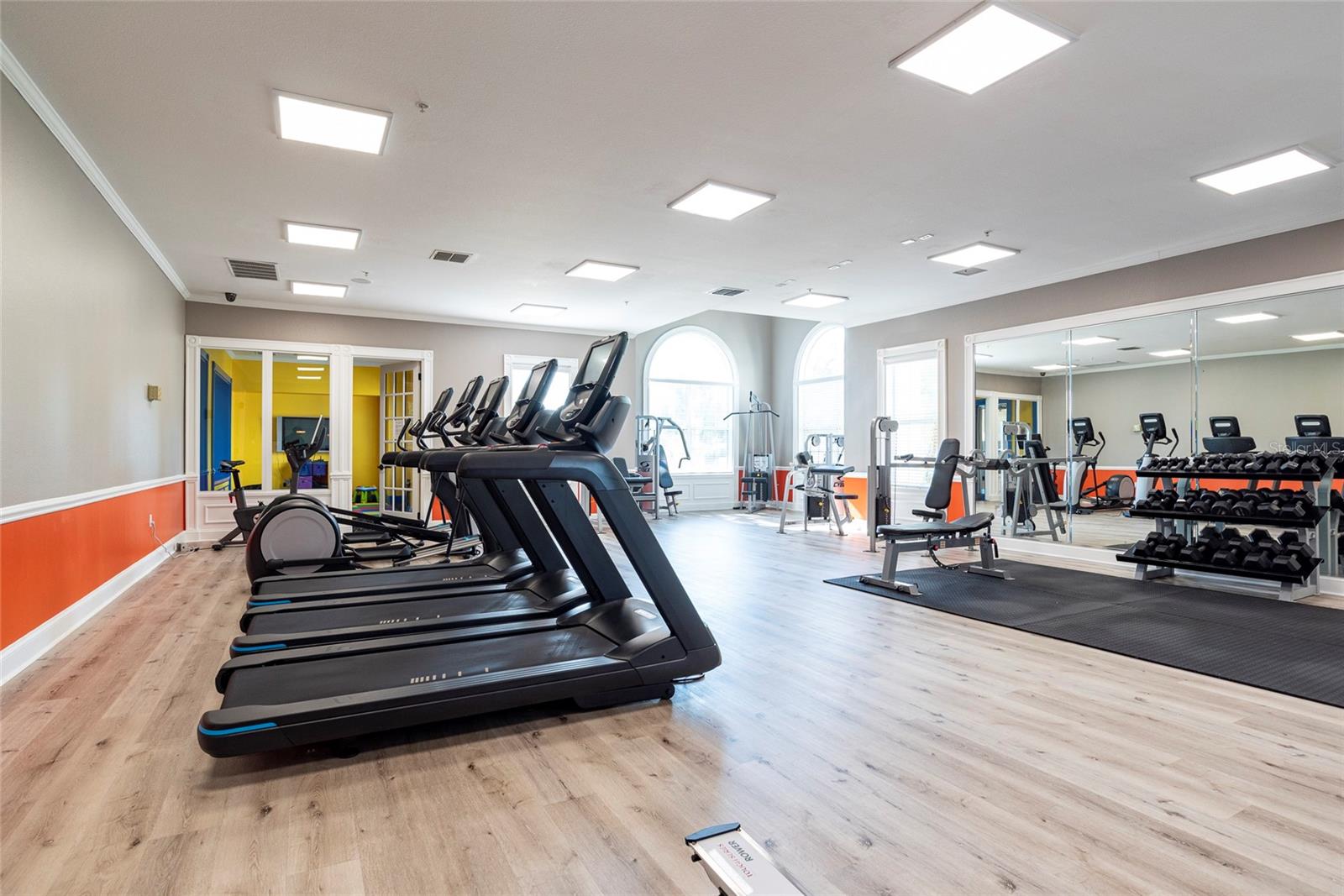 Image 25 of 46 For 304 Southern Pecan Circle 205