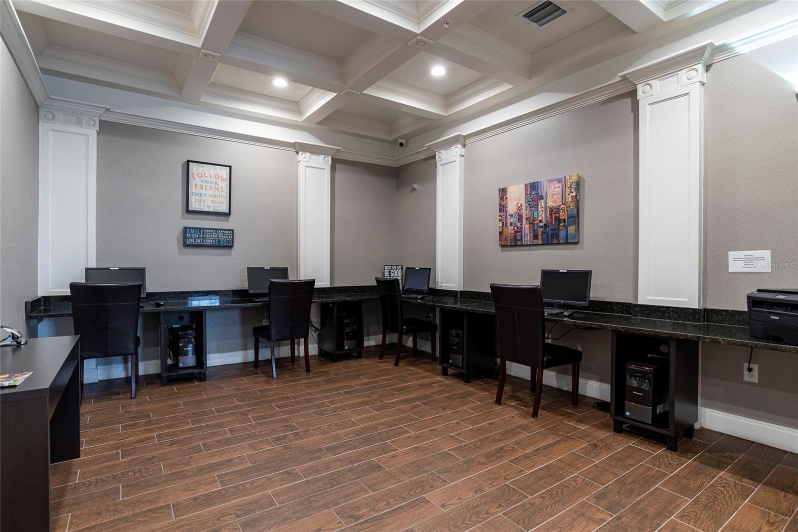 Image 39 of 46 For 304 Southern Pecan Circle 205