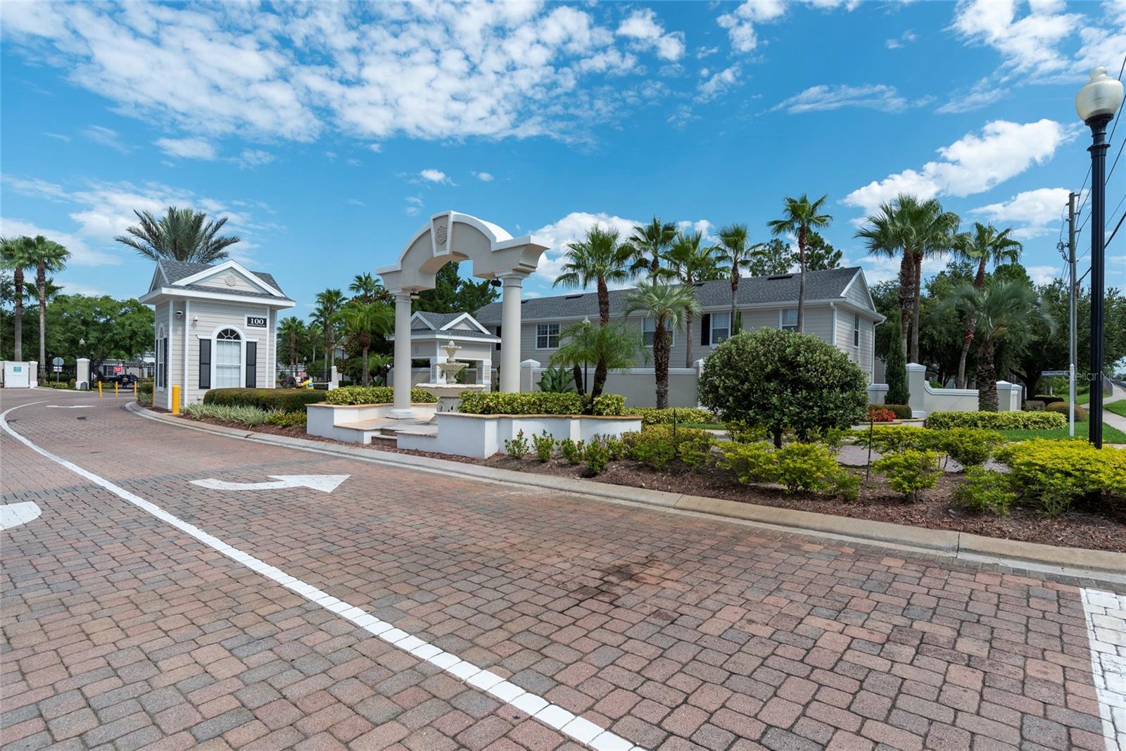 Image 43 of 46 For 304 Southern Pecan Circle 205