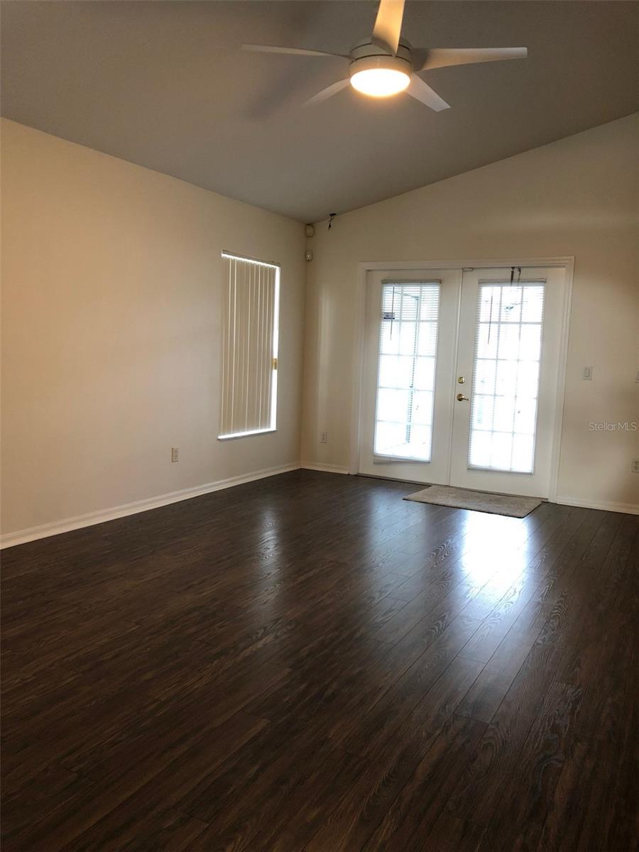 Image 6 of 15 For 11231 Crystal Glen Boulevard