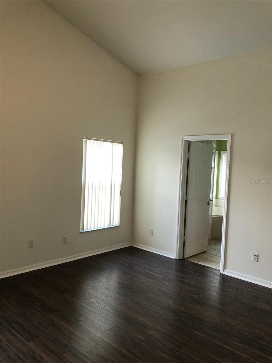 Image 9 of 15 For 11231 Crystal Glen Boulevard