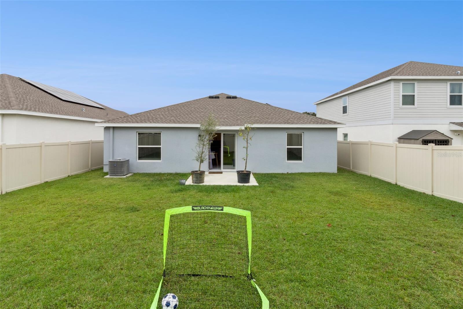 Image 16 of 23 For 715 Grove Street