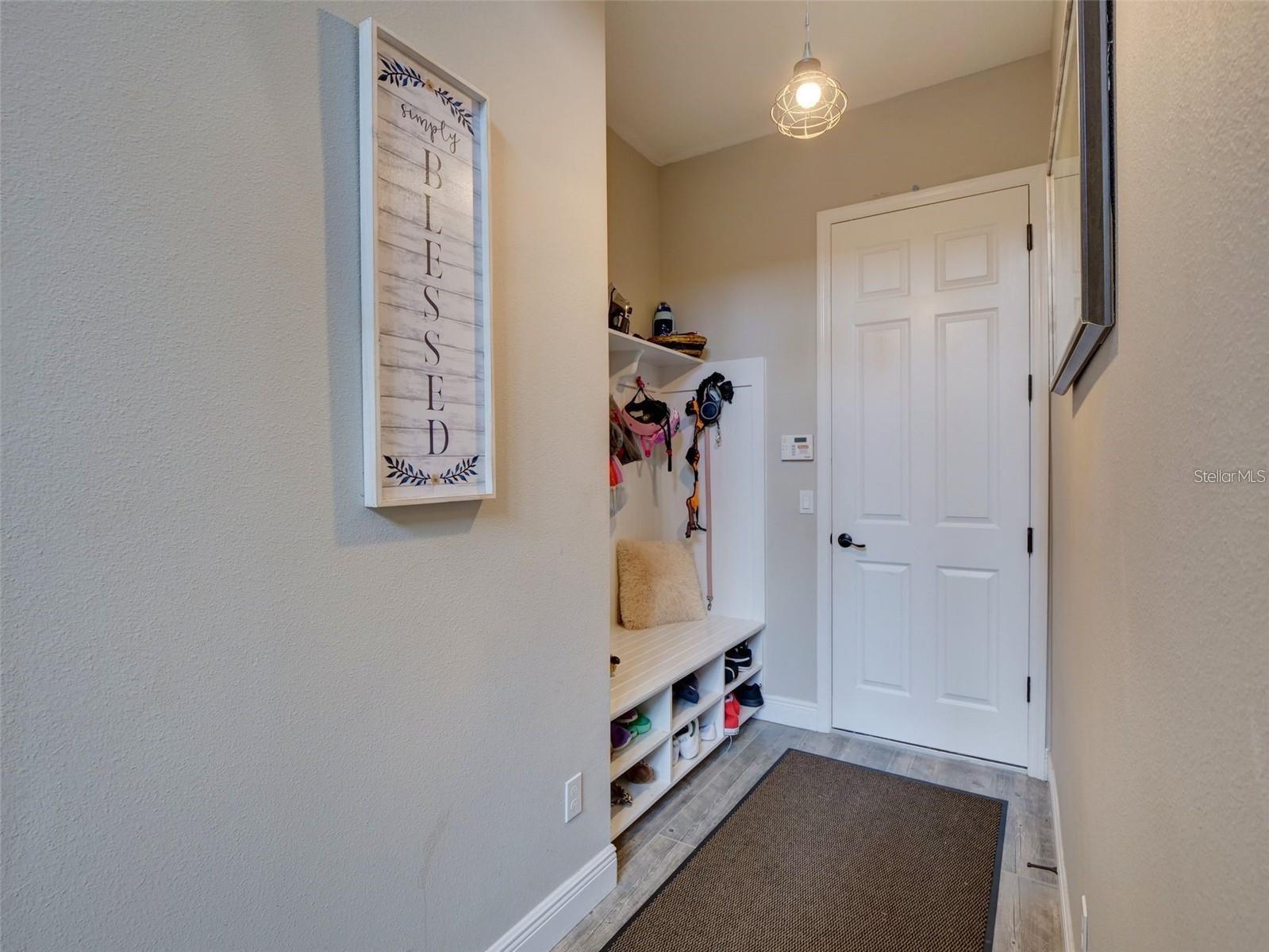 Image 10 of 43 For 14247 Ward Road