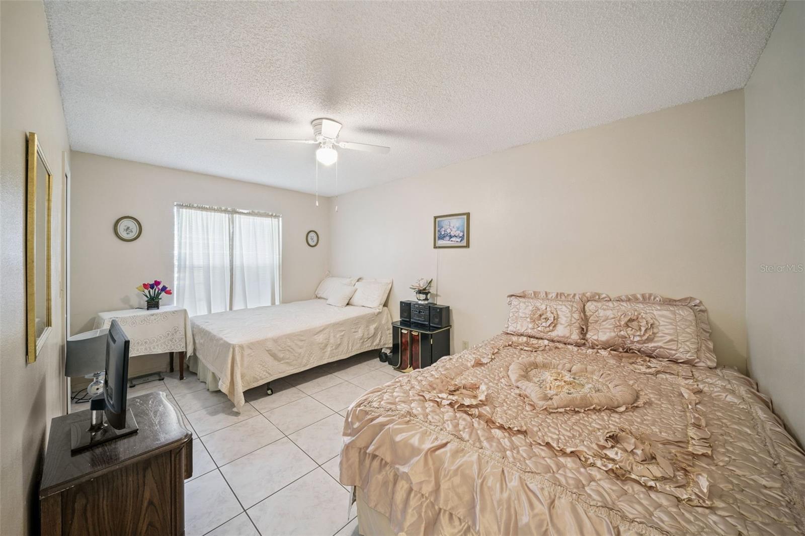 Image 13 of 26 For 1163 Chambord Court