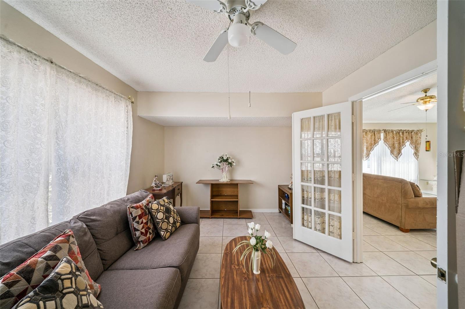 Image 18 of 26 For 1163 Chambord Court