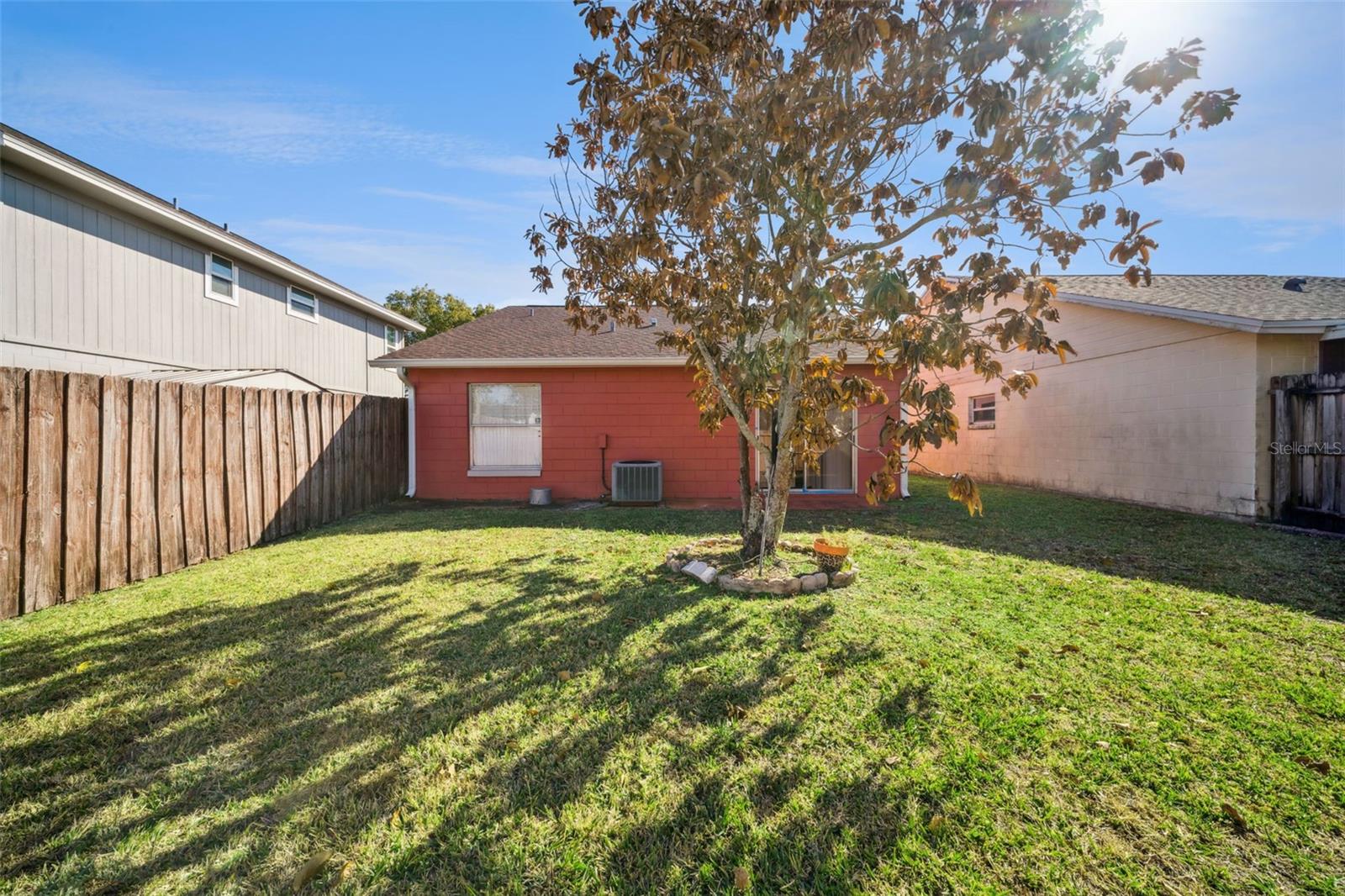 Image 20 of 26 For 1163 Chambord Court