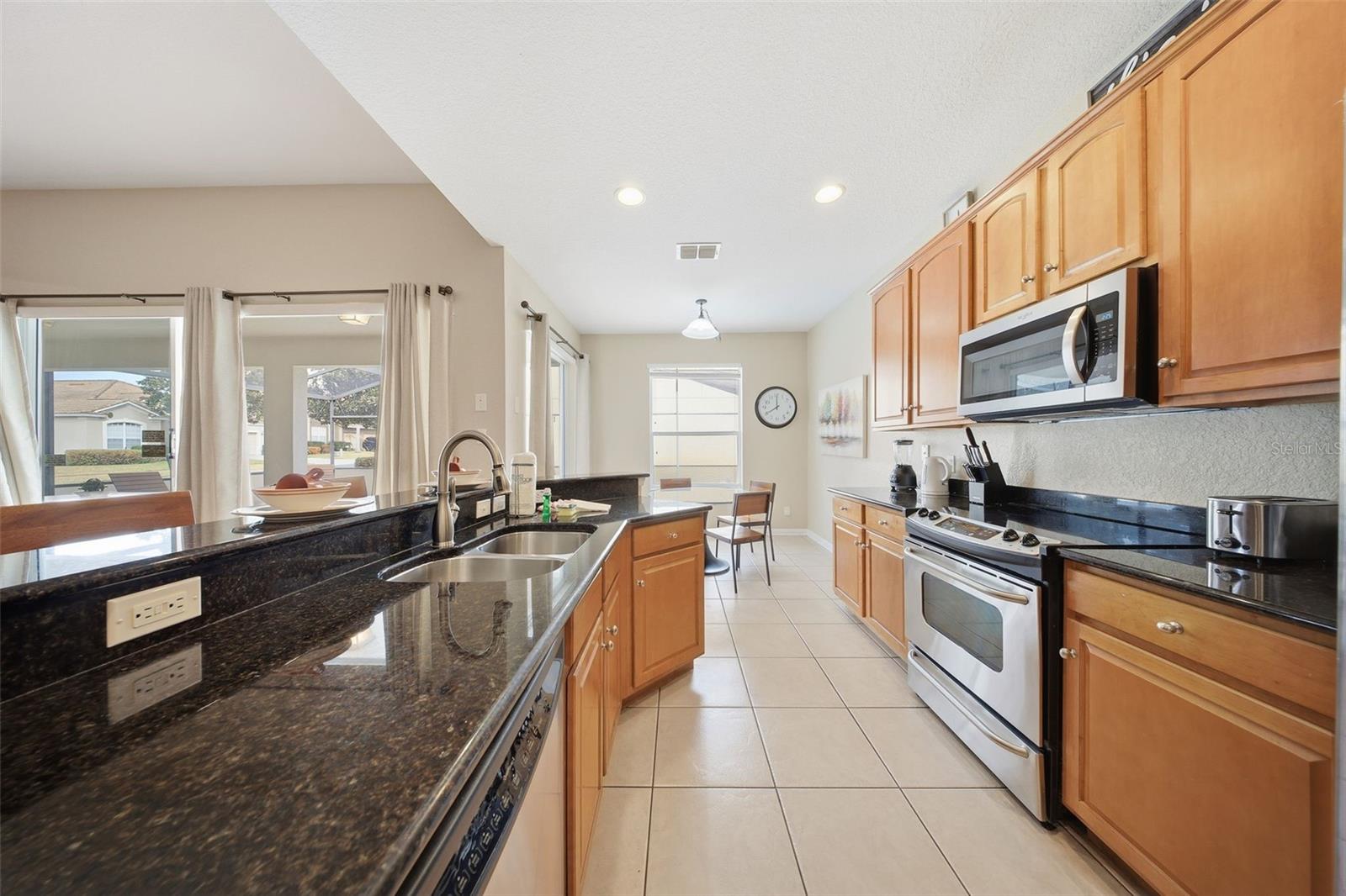 Image 18 of 97 For 2621 Archfeld Boulevard