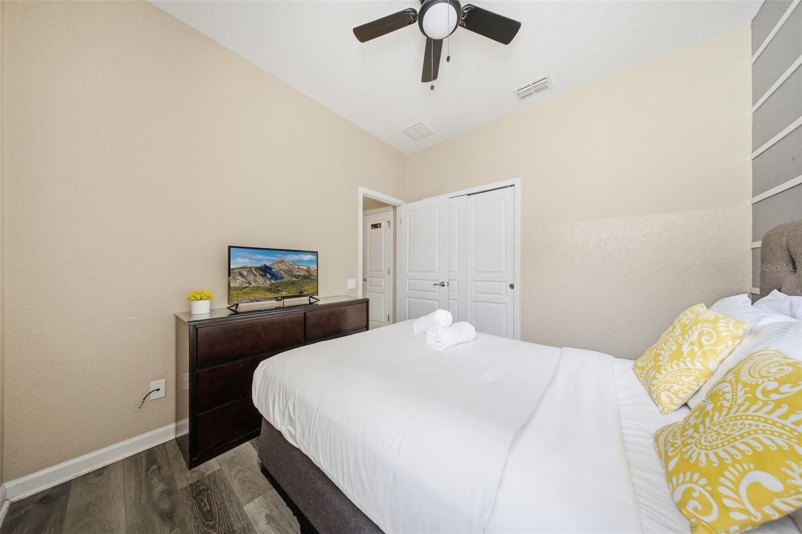 Image 38 of 97 For 2621 Archfeld Boulevard