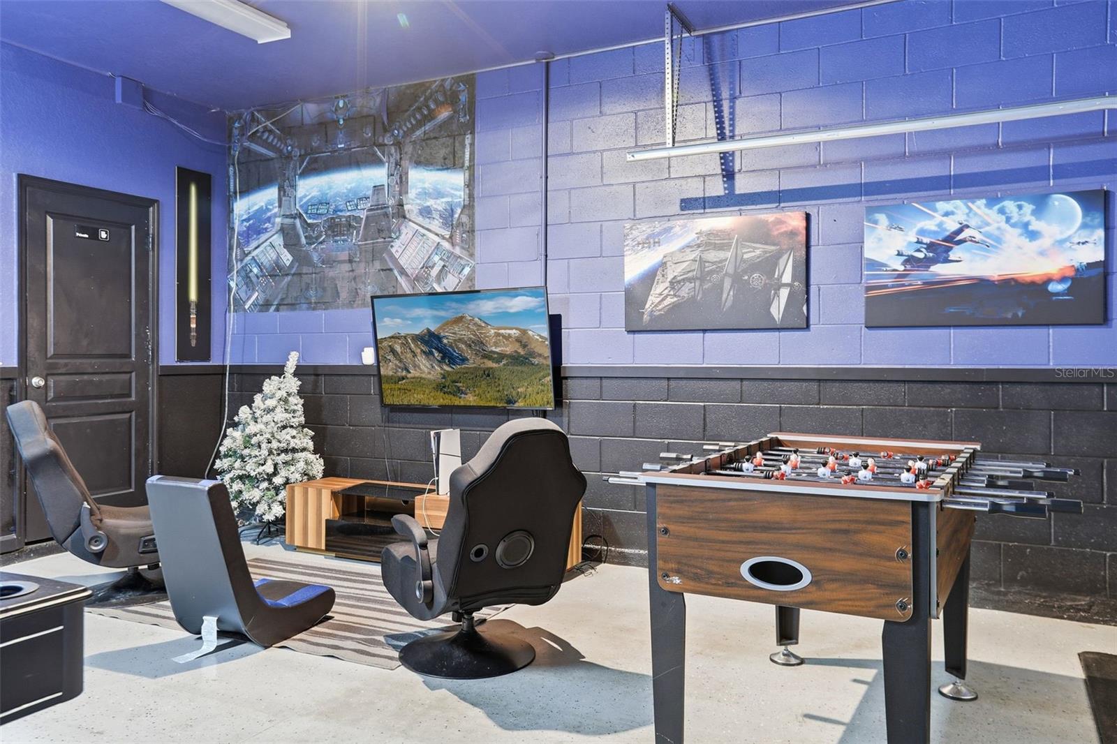 Image 43 of 97 For 2621 Archfeld Boulevard