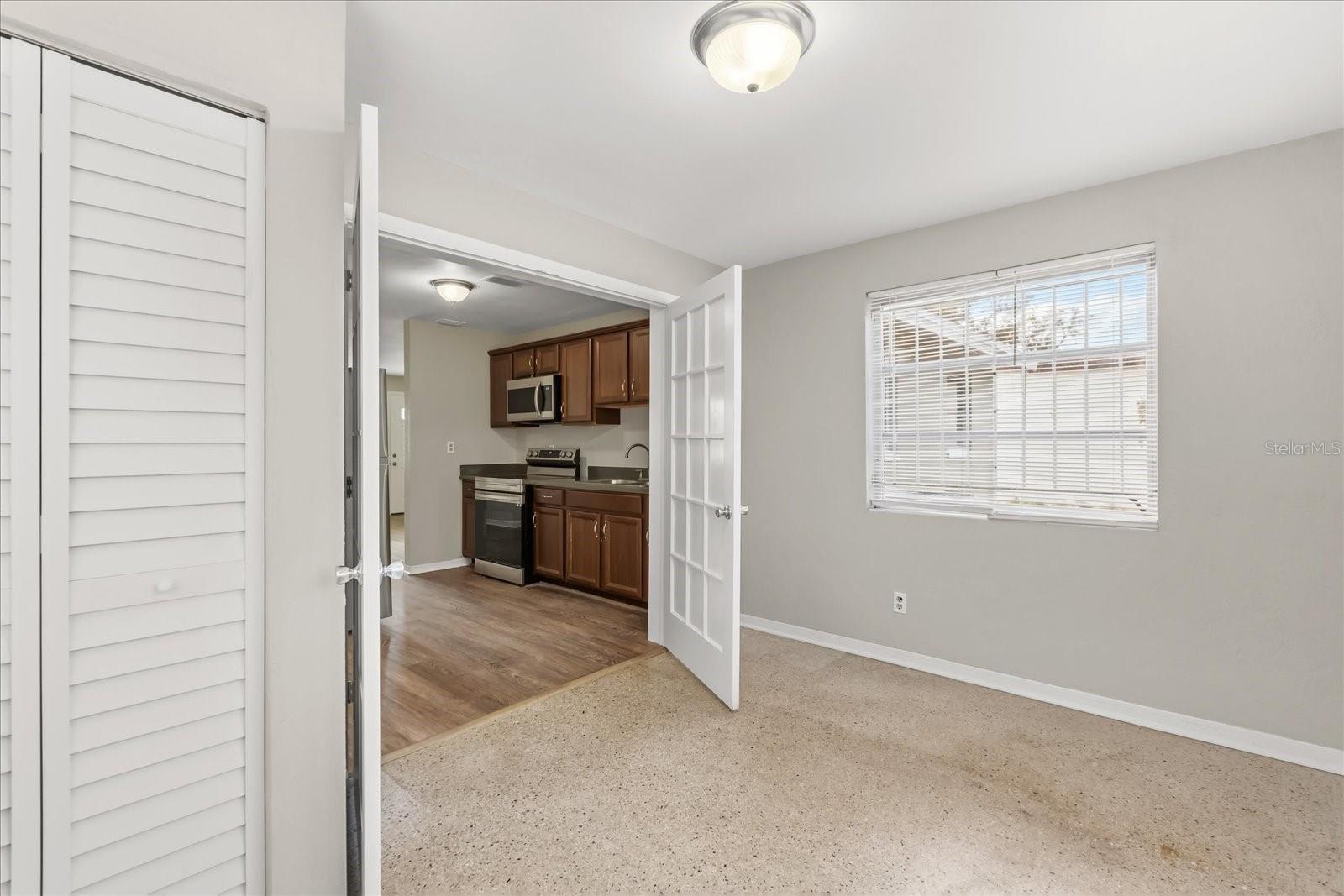 Image 10 of 20 For 225 Keech Street