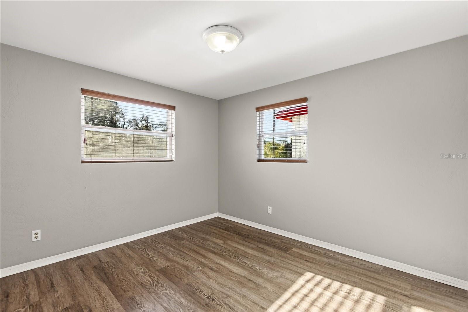 Image 14 of 20 For 225 Keech Street