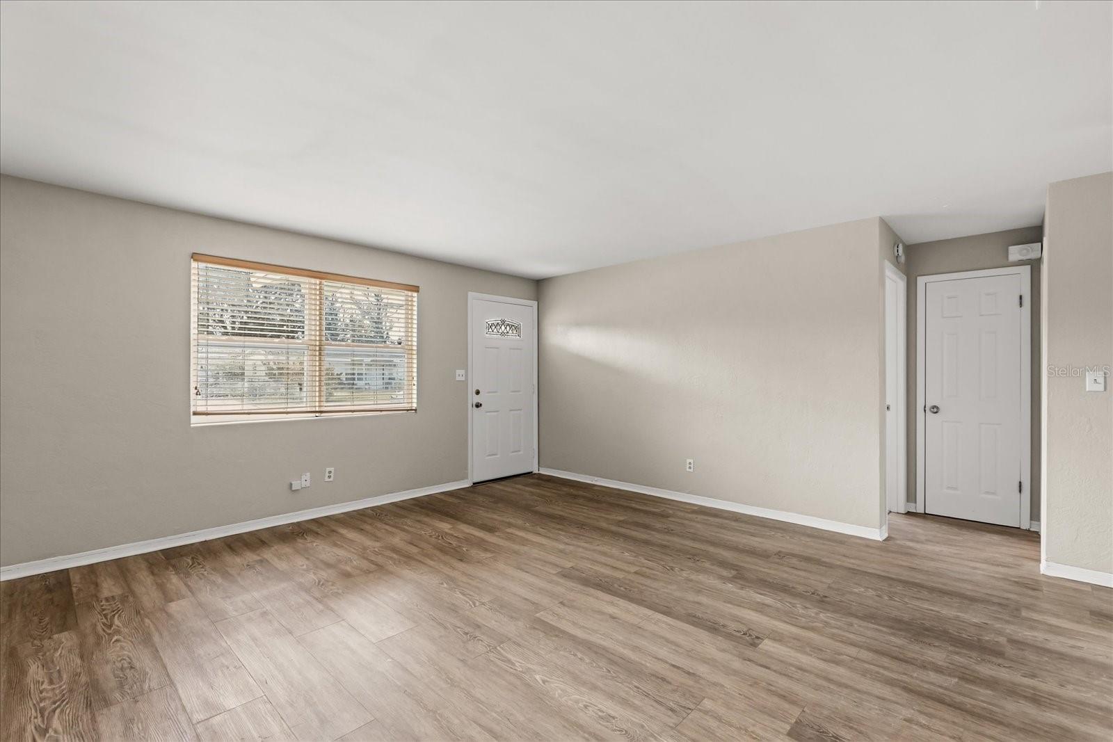 Image 6 of 20 For 225 Keech Street