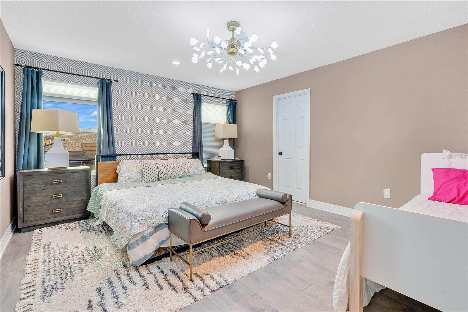 Image 12 of 38 For 3111 Stonegate Drive