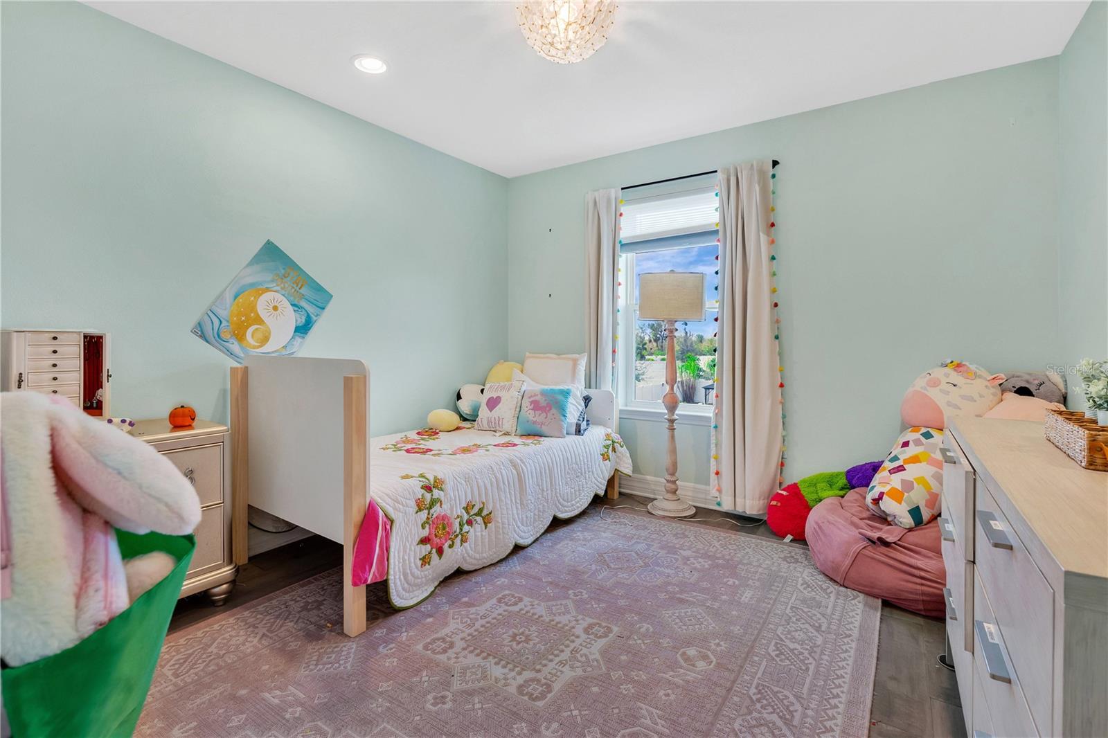 Image 17 of 38 For 3111 Stonegate Drive