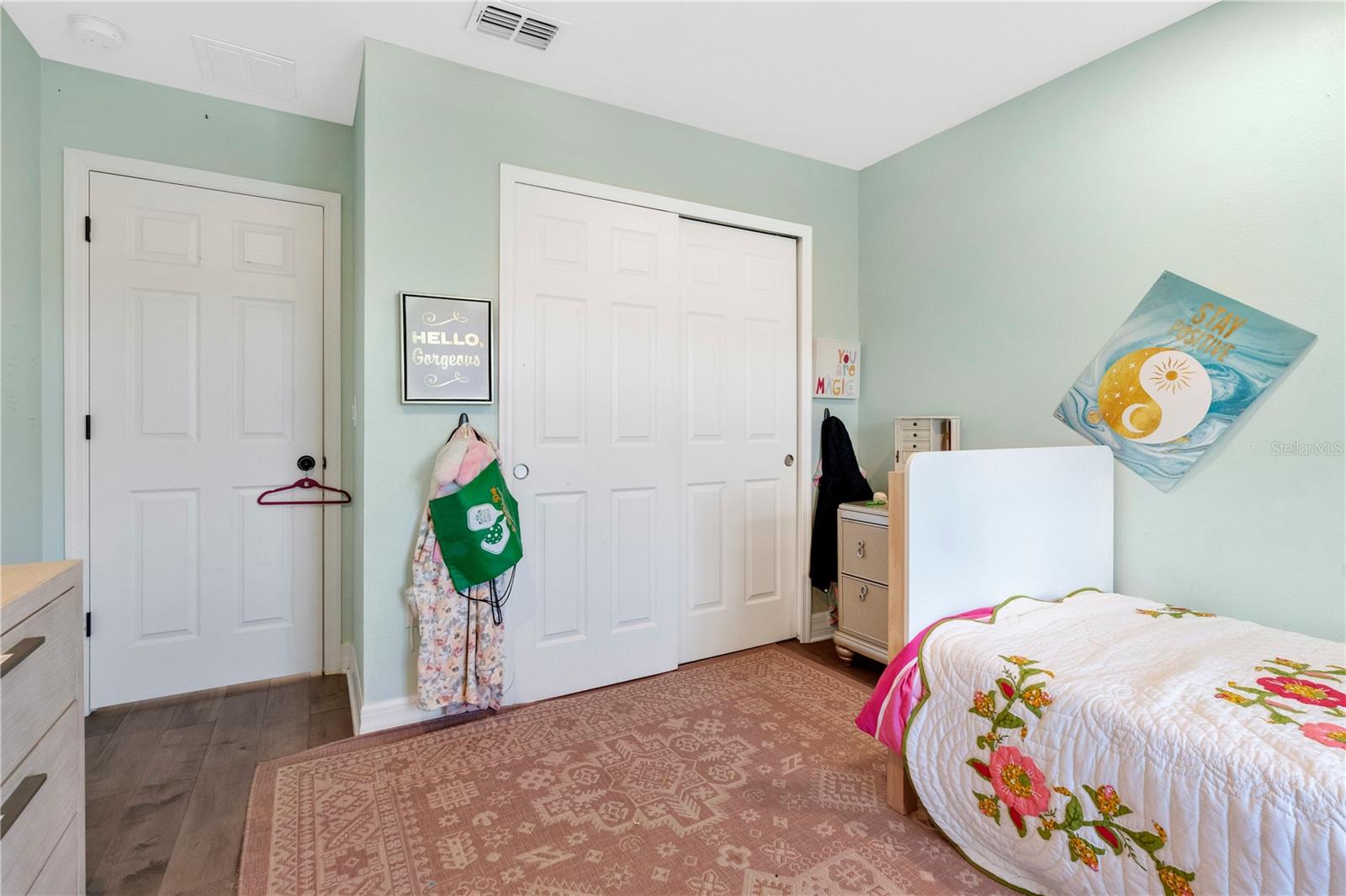 Image 18 of 38 For 3111 Stonegate Drive