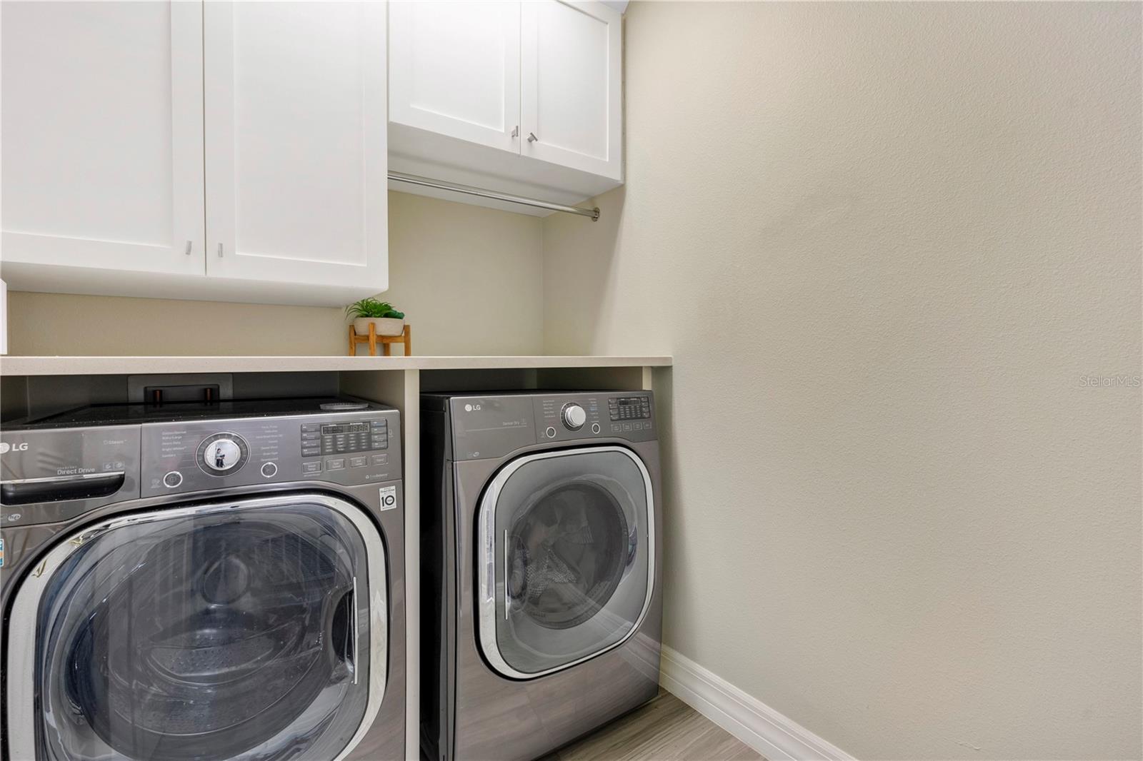 Image 22 of 38 For 3111 Stonegate Drive