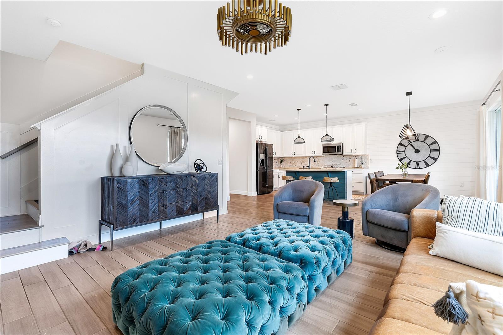 Image 4 of 38 For 3111 Stonegate Drive