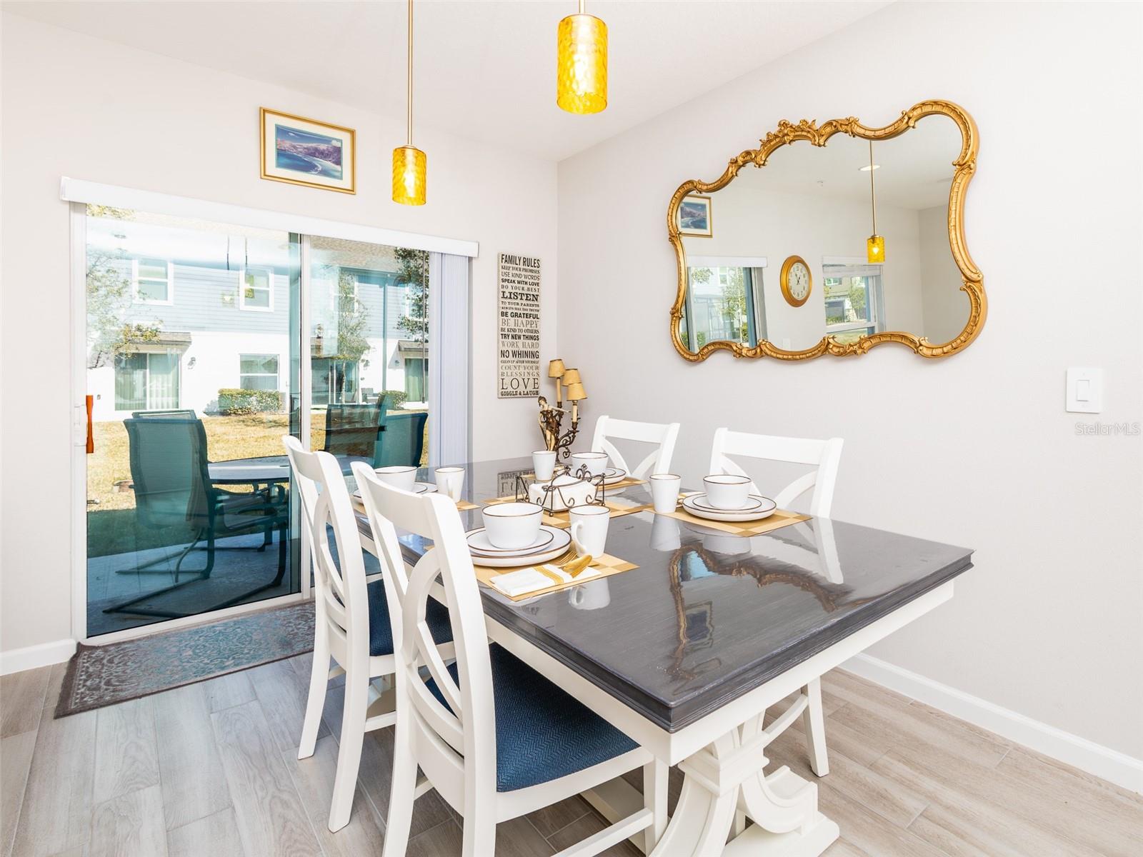 Image 11 of 43 For 152 Cape Honeysuckle Place