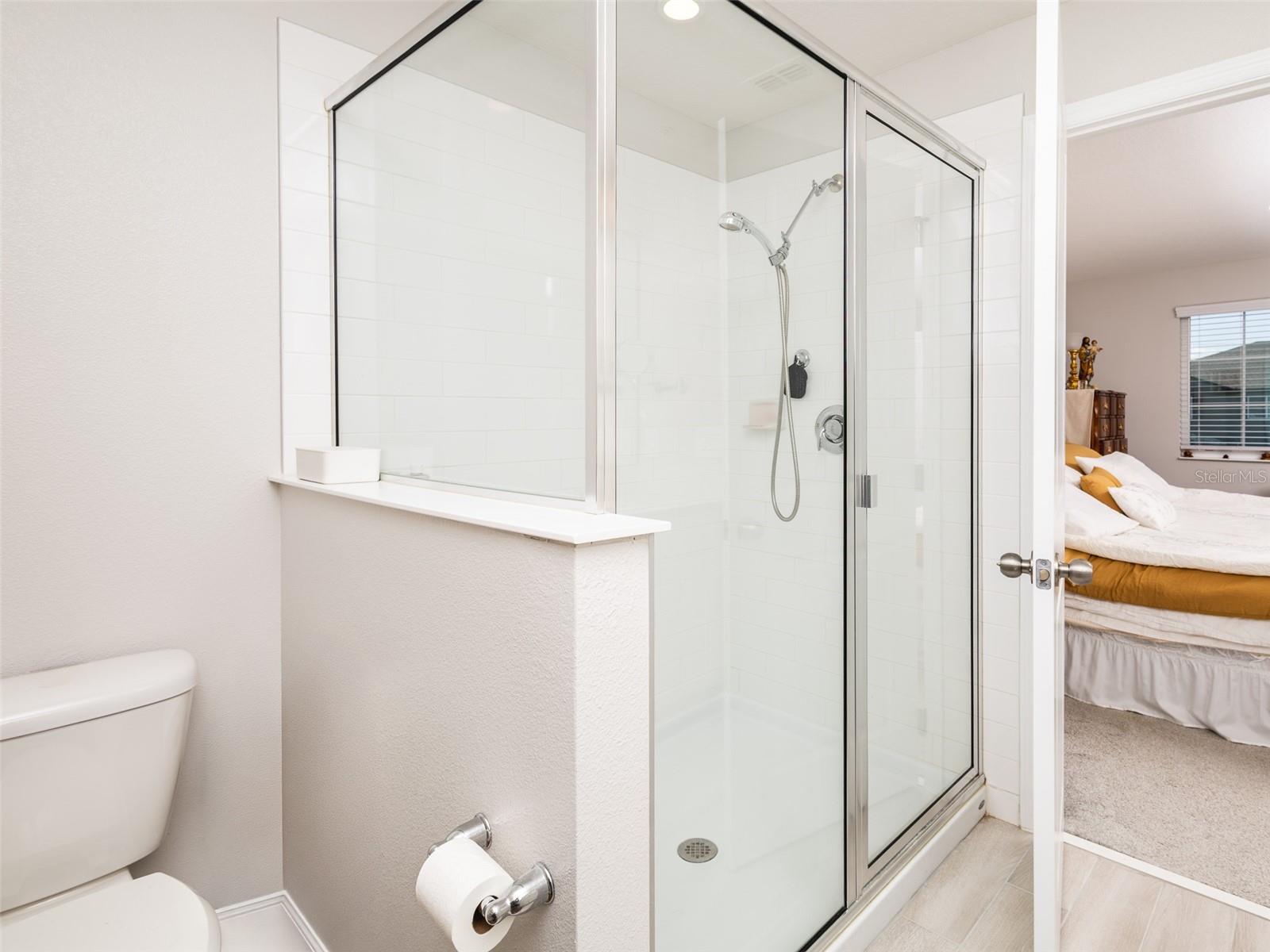 Image 19 of 43 For 152 Cape Honeysuckle Place