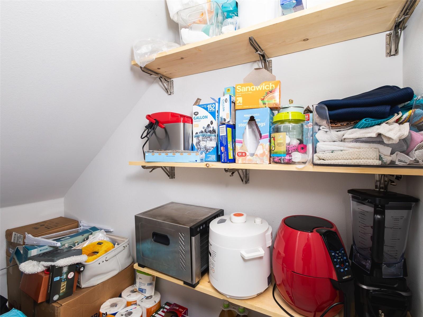 Image 29 of 43 For 152 Cape Honeysuckle Place