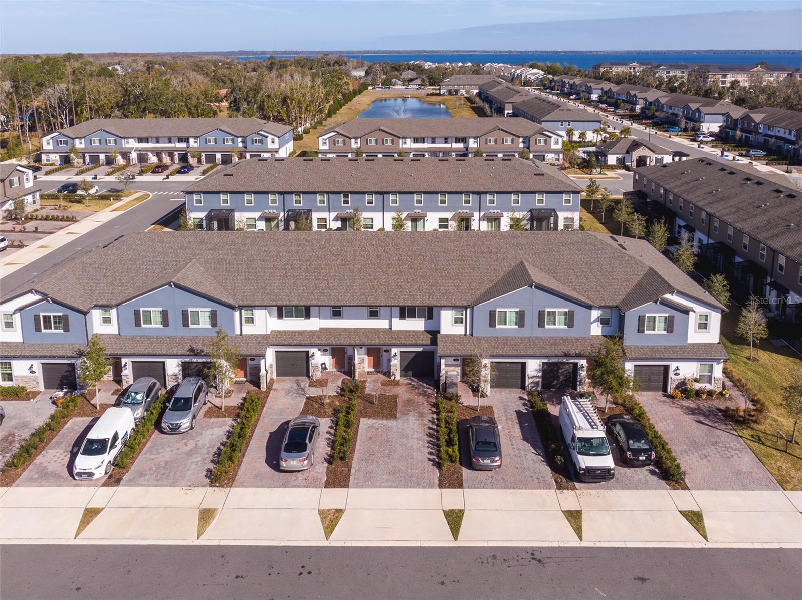 Image 37 of 43 For 152 Cape Honeysuckle Place