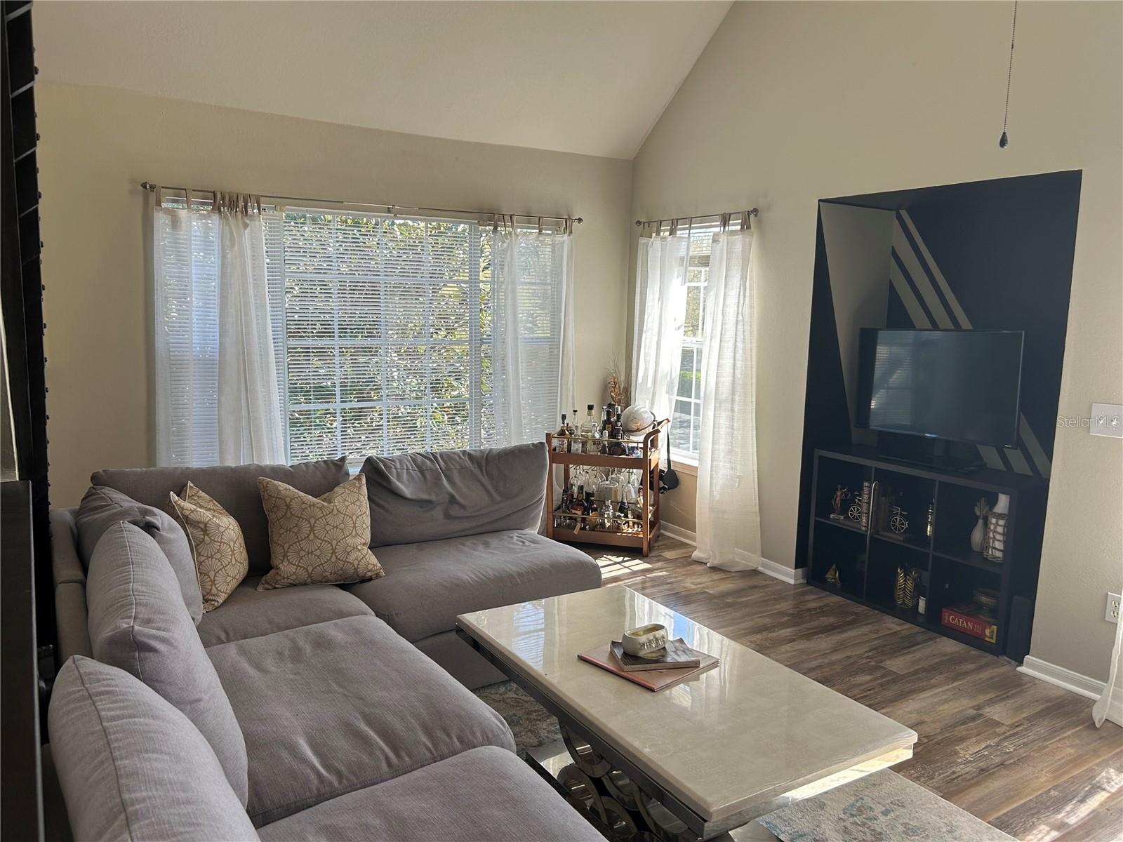 Image 3 of 11 For 8925 Lee Vista Boulevard 2704