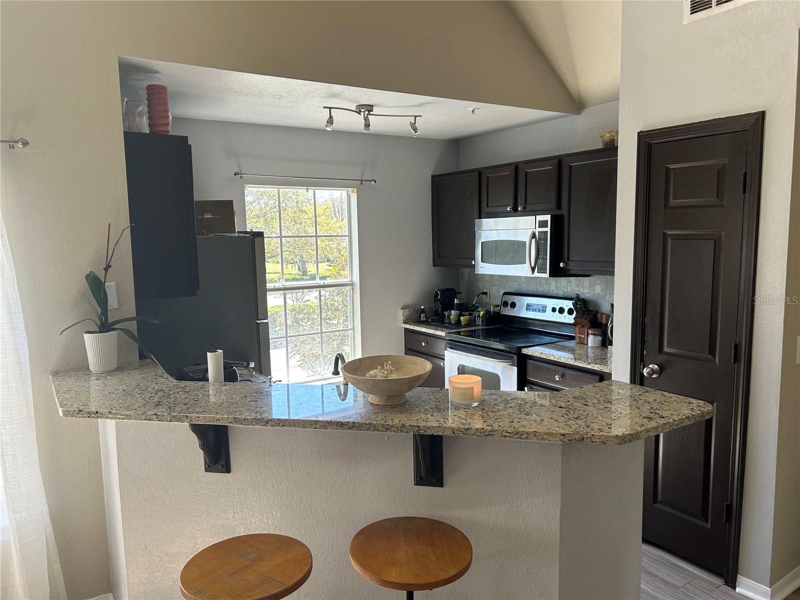 Image 7 of 11 For 8925 Lee Vista Boulevard 2704