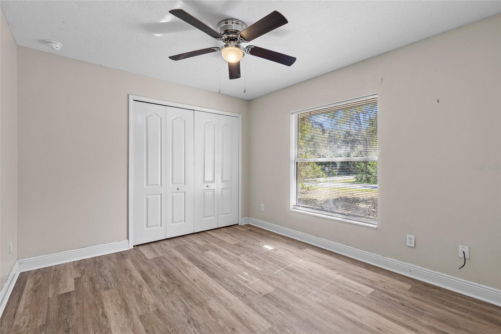 Image 23 of 32 For 5290 Seminole Avenue