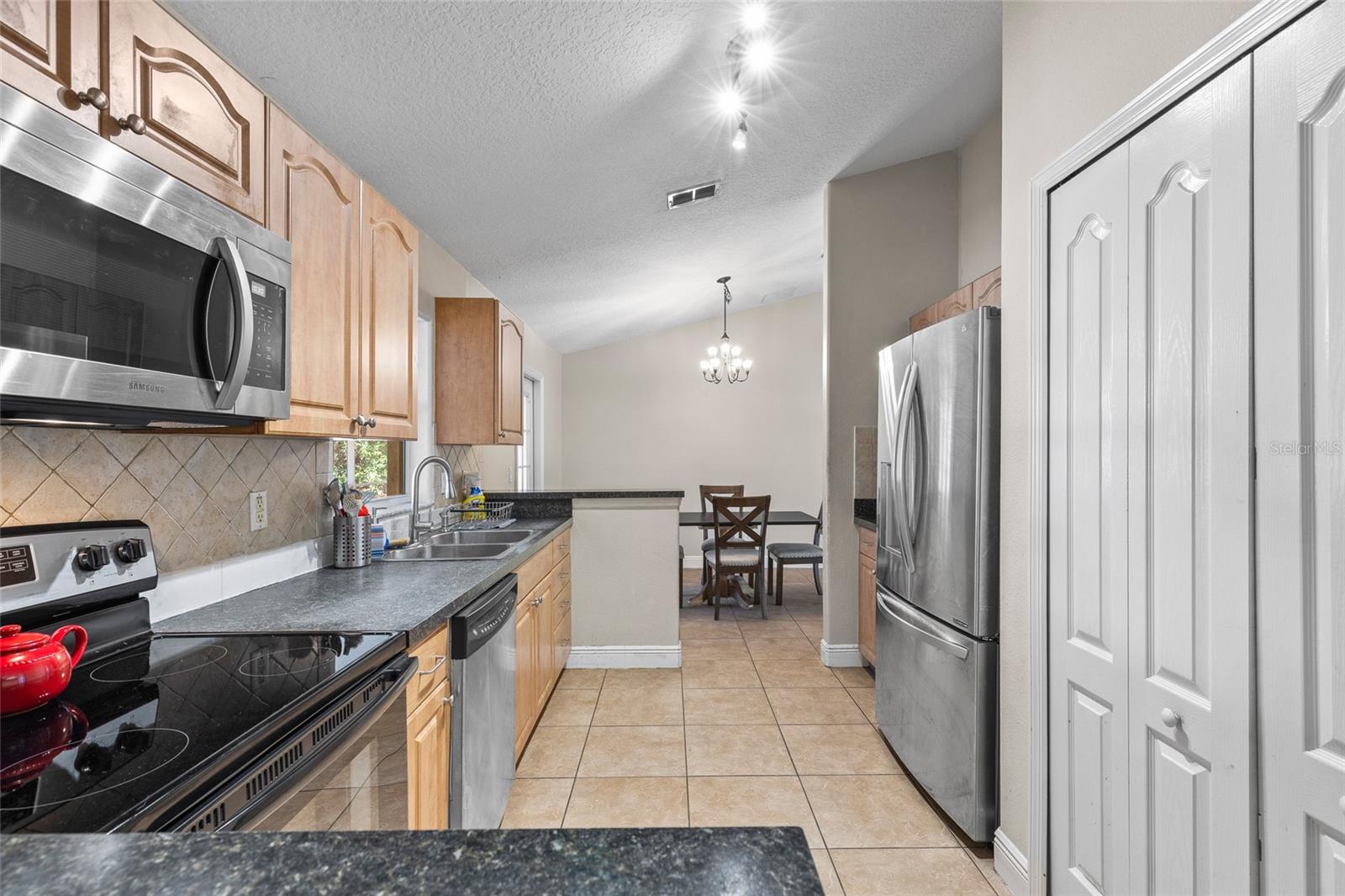 Image 8 of 32 For 5290 Seminole Avenue