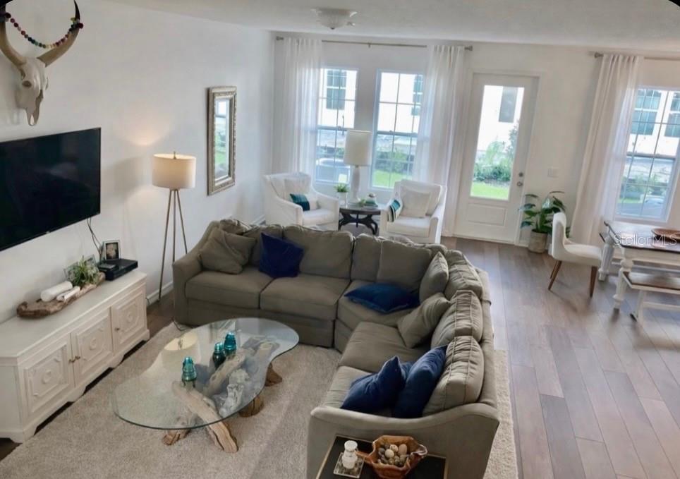 Image 2 of 10 For 2583 Circolo Lane