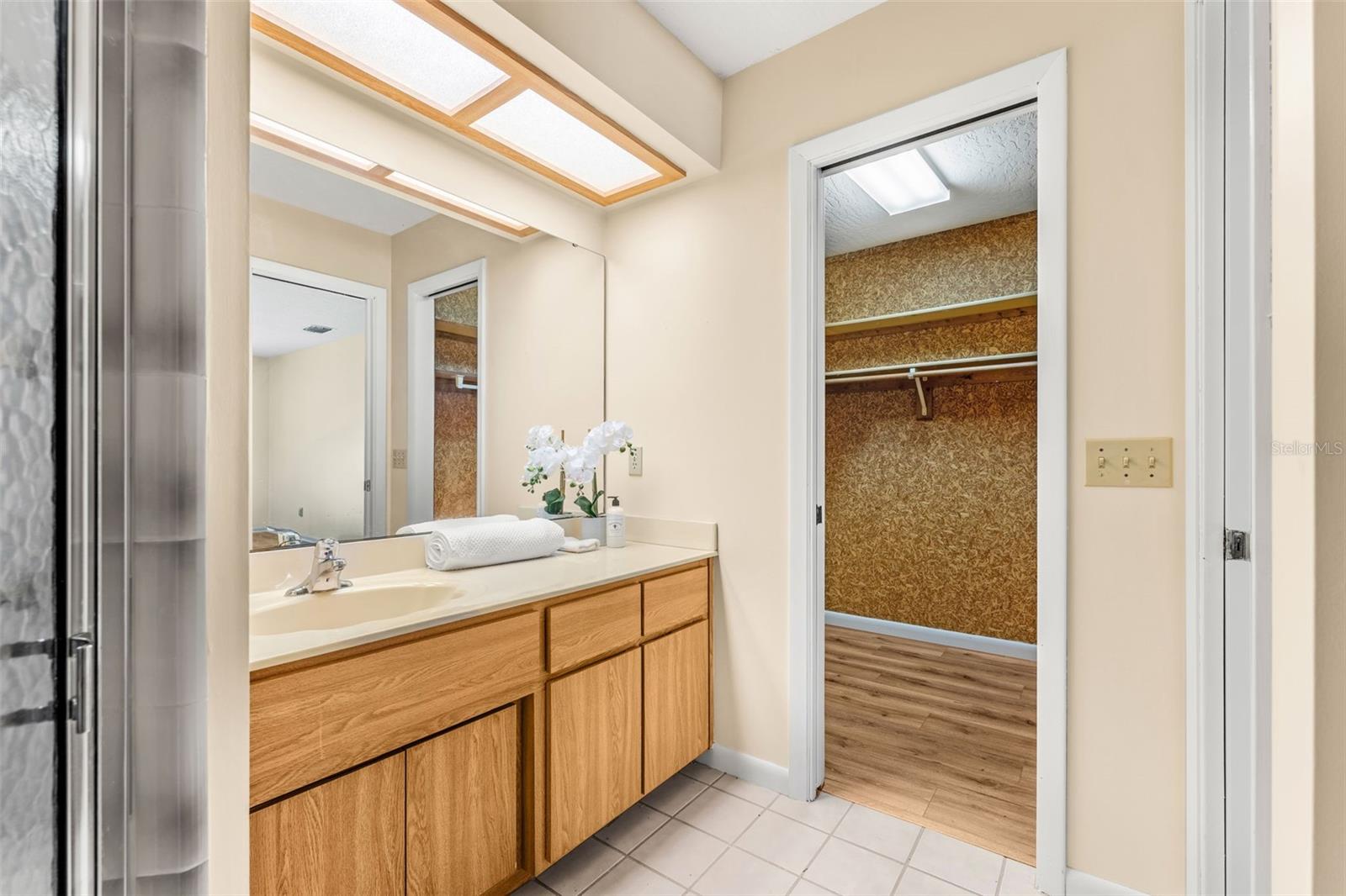 Image 30 of 58 For 2213 Woodlawn Circle