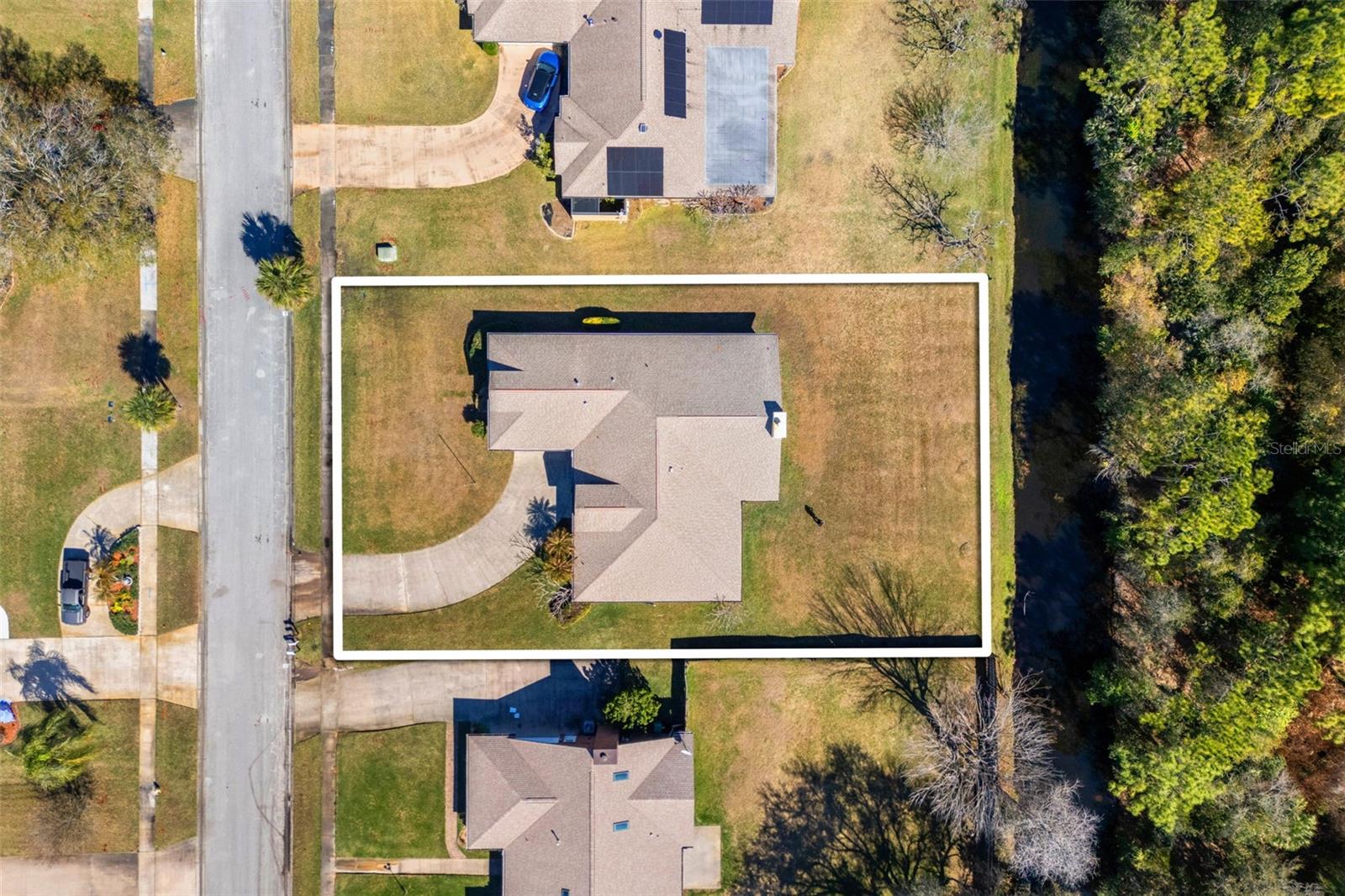 Image 47 of 58 For 2213 Woodlawn Circle