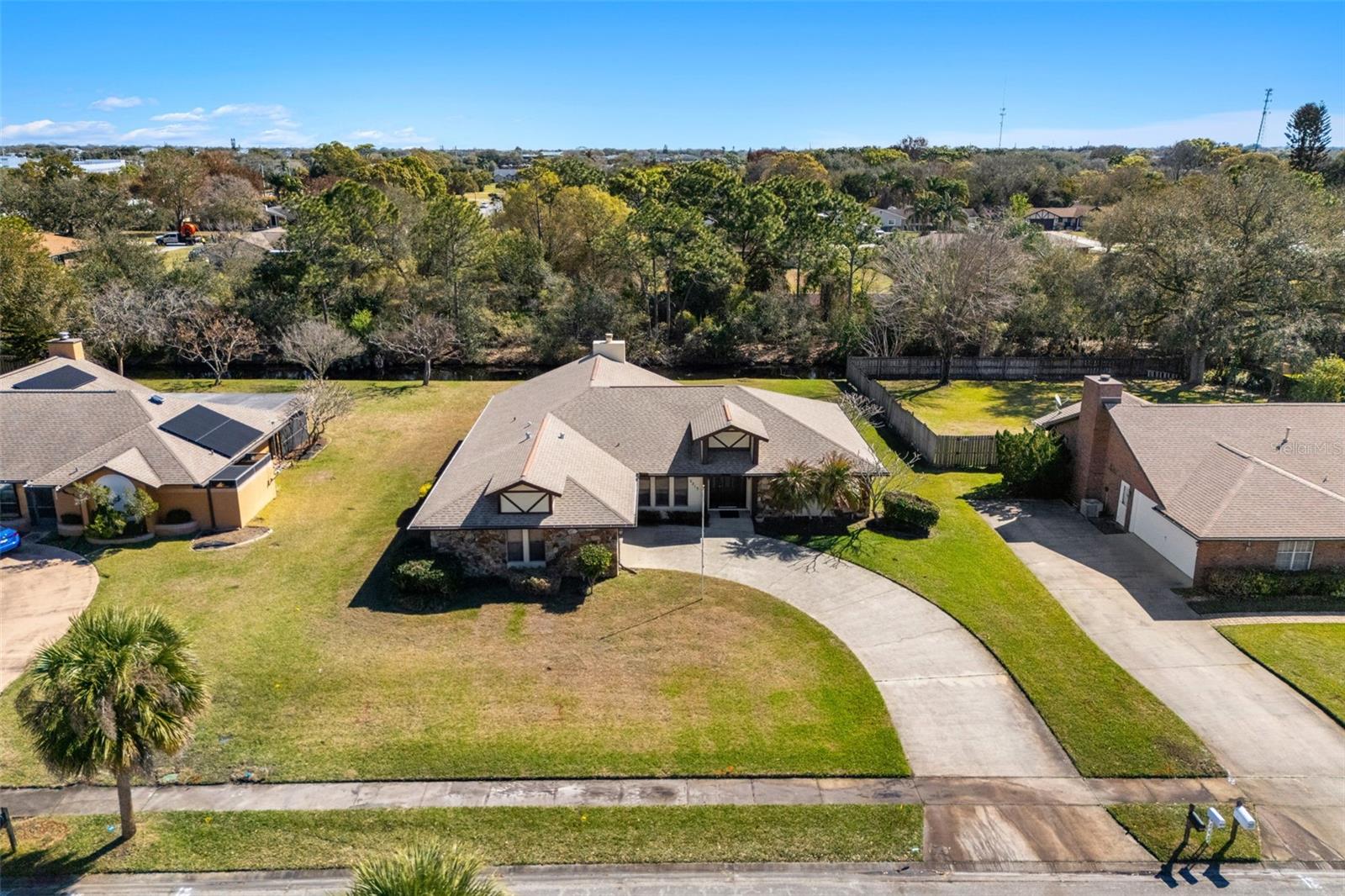 Image 48 of 58 For 2213 Woodlawn Circle