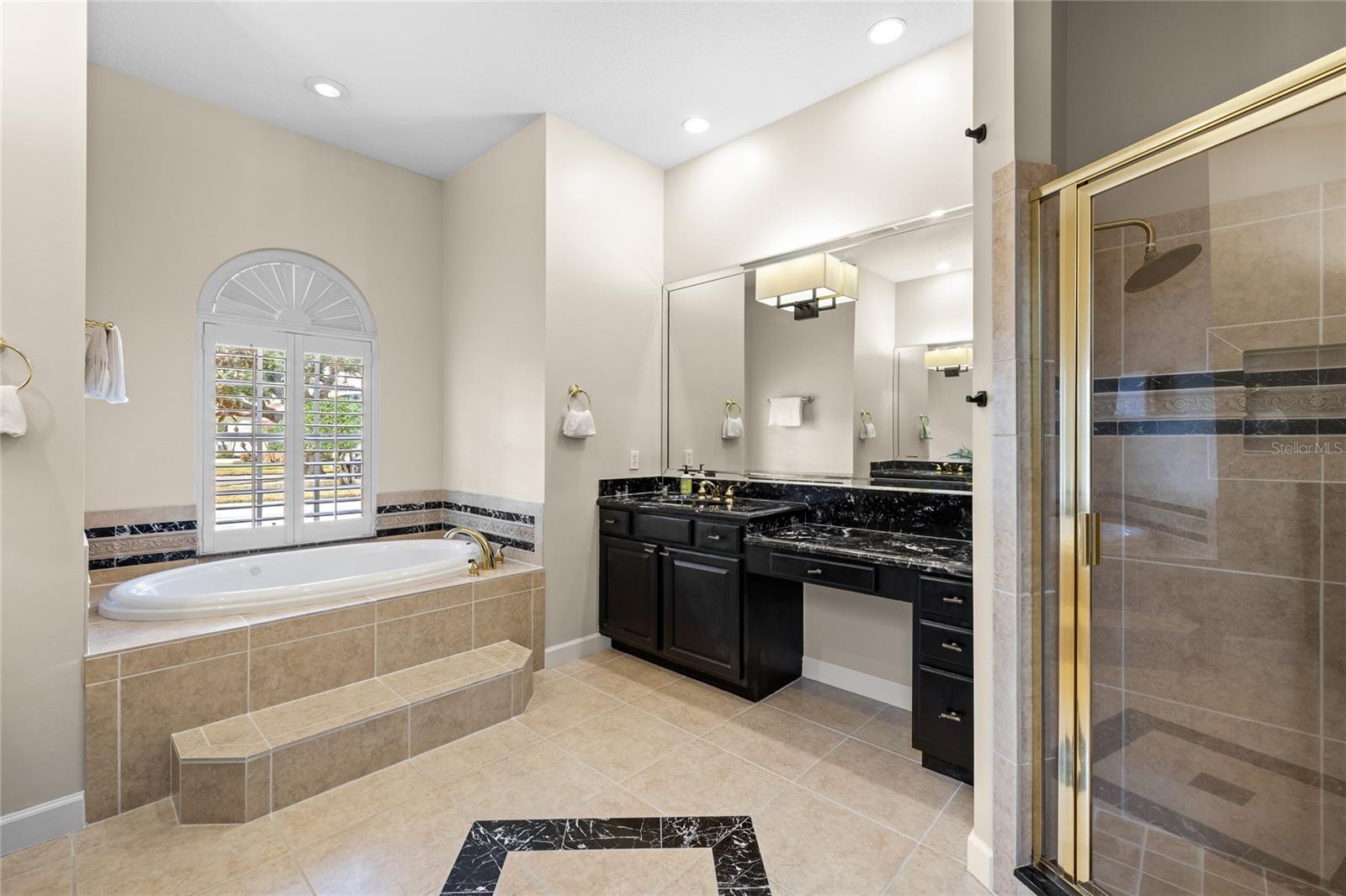 Image 27 of 52 For 1704 Kersley Circle