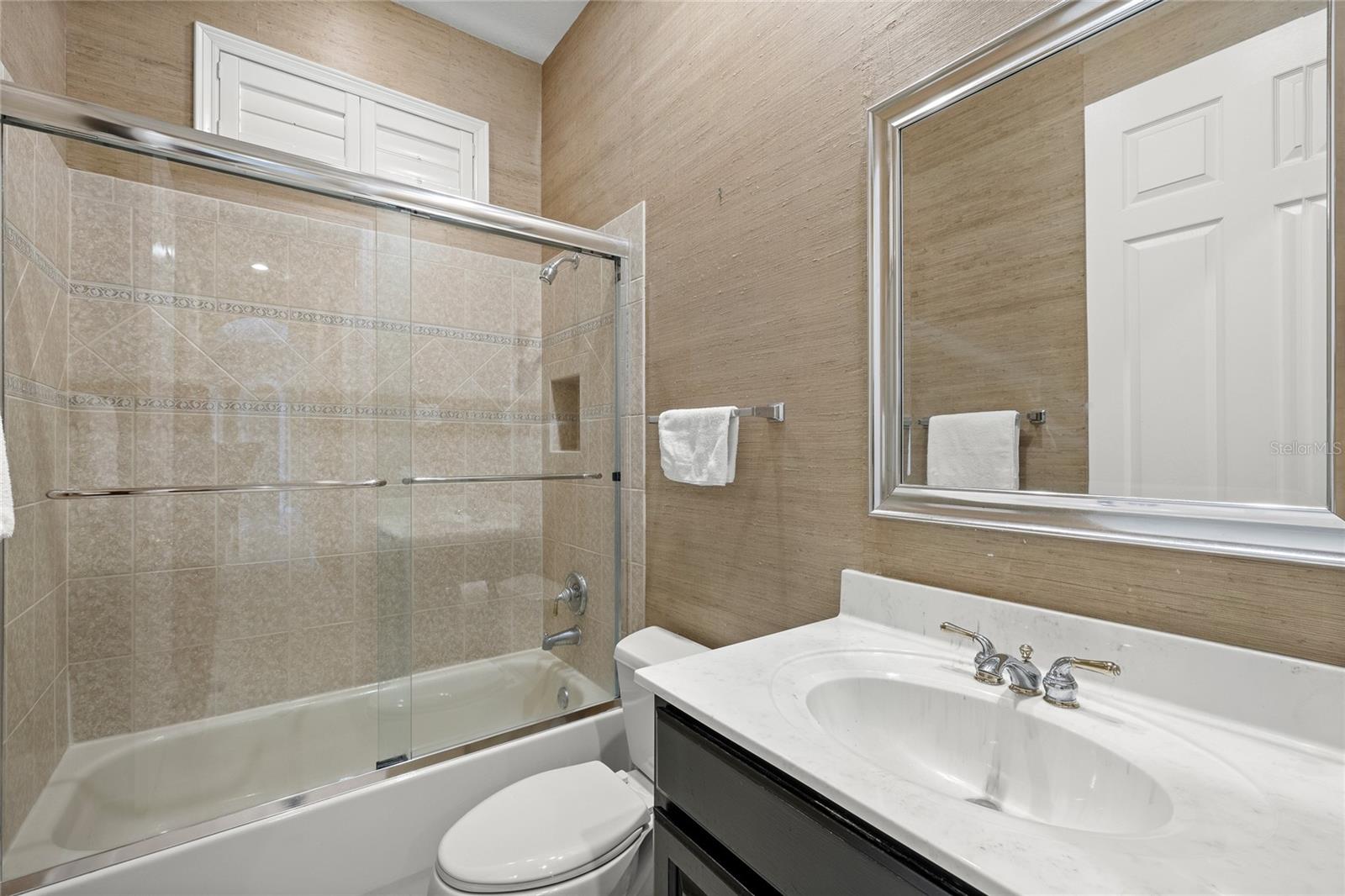 Image 32 of 52 For 1704 Kersley Circle