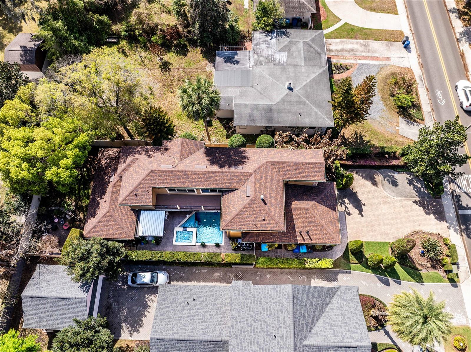 Listing photo id 34 for 1570 Palmer Avenue