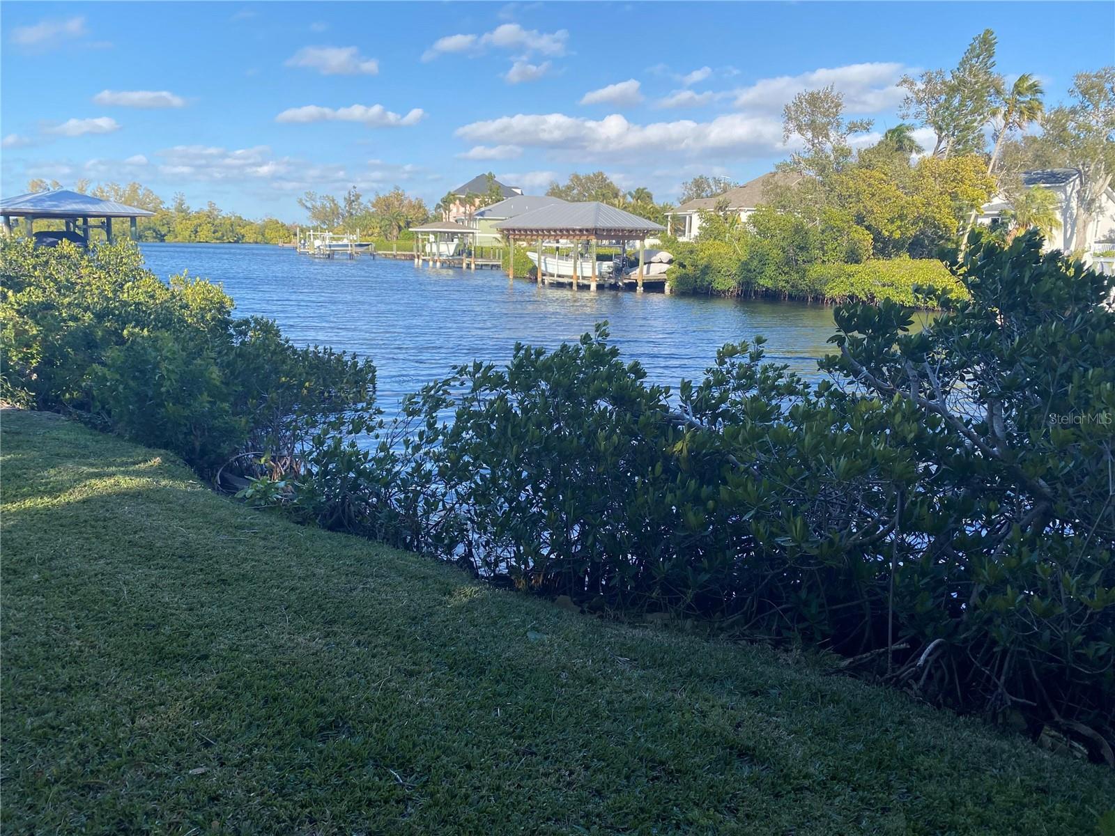 Image 2 of 70 For 719 58th Street Nw