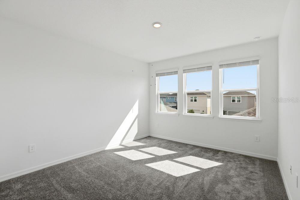 Image 20 of 49 For 14740 Field Daisy Drive