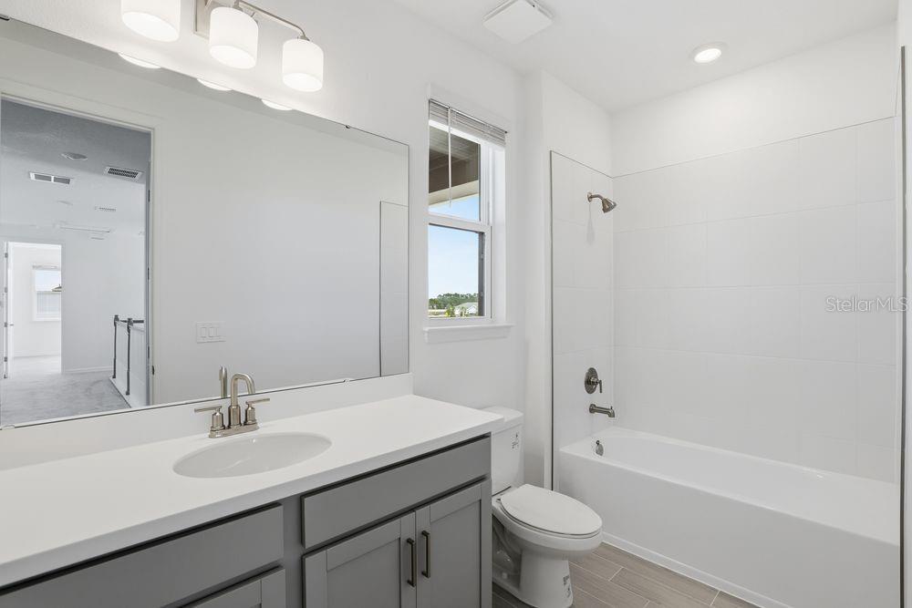 Image 31 of 49 For 14740 Field Daisy Drive