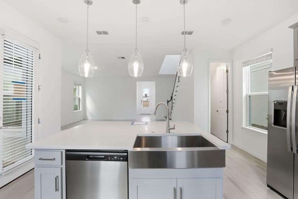 Image 6 of 49 For 14740 Field Daisy Drive