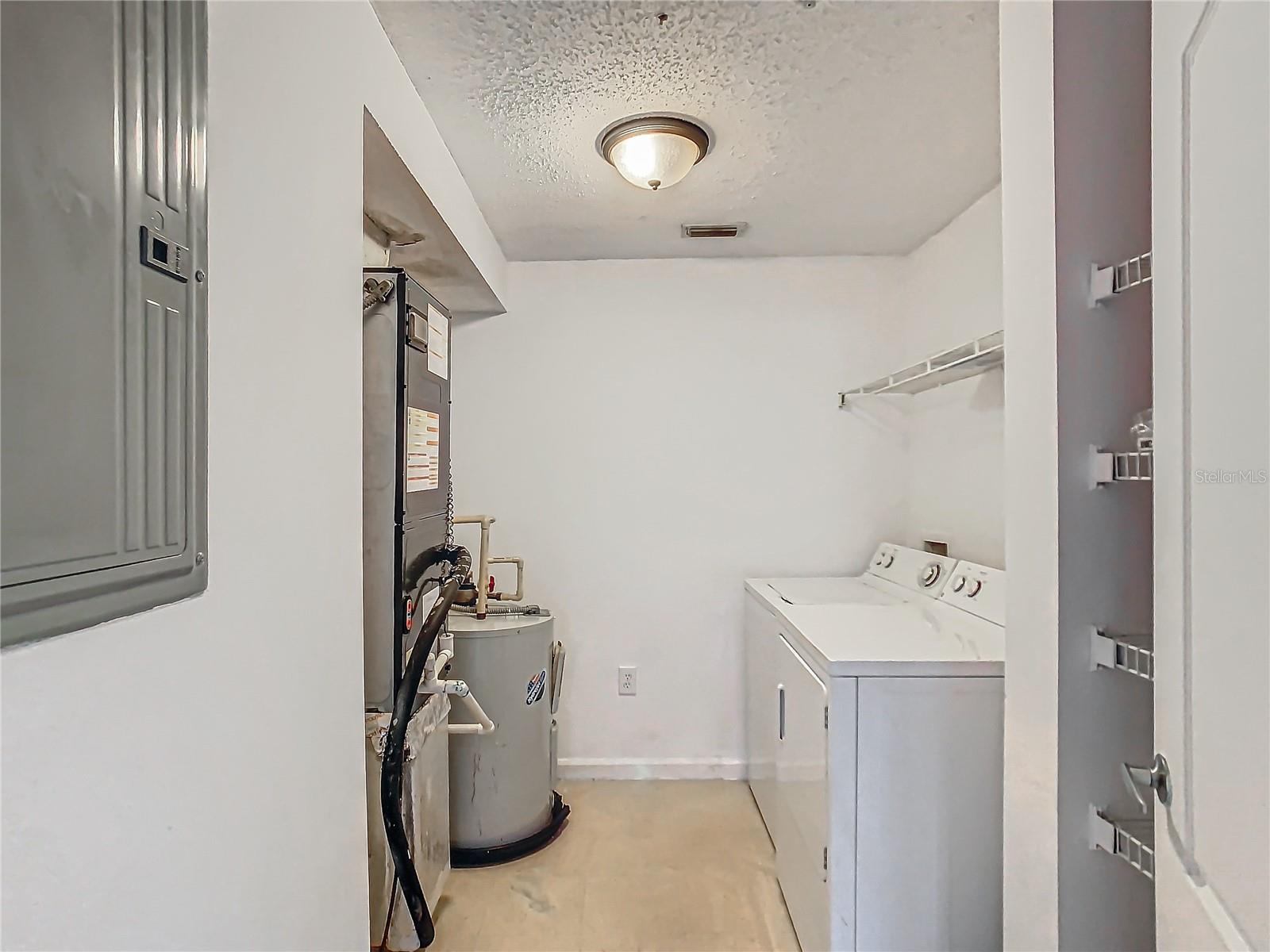 Image 17 of 29 For 12209 Wild Iris Way 103