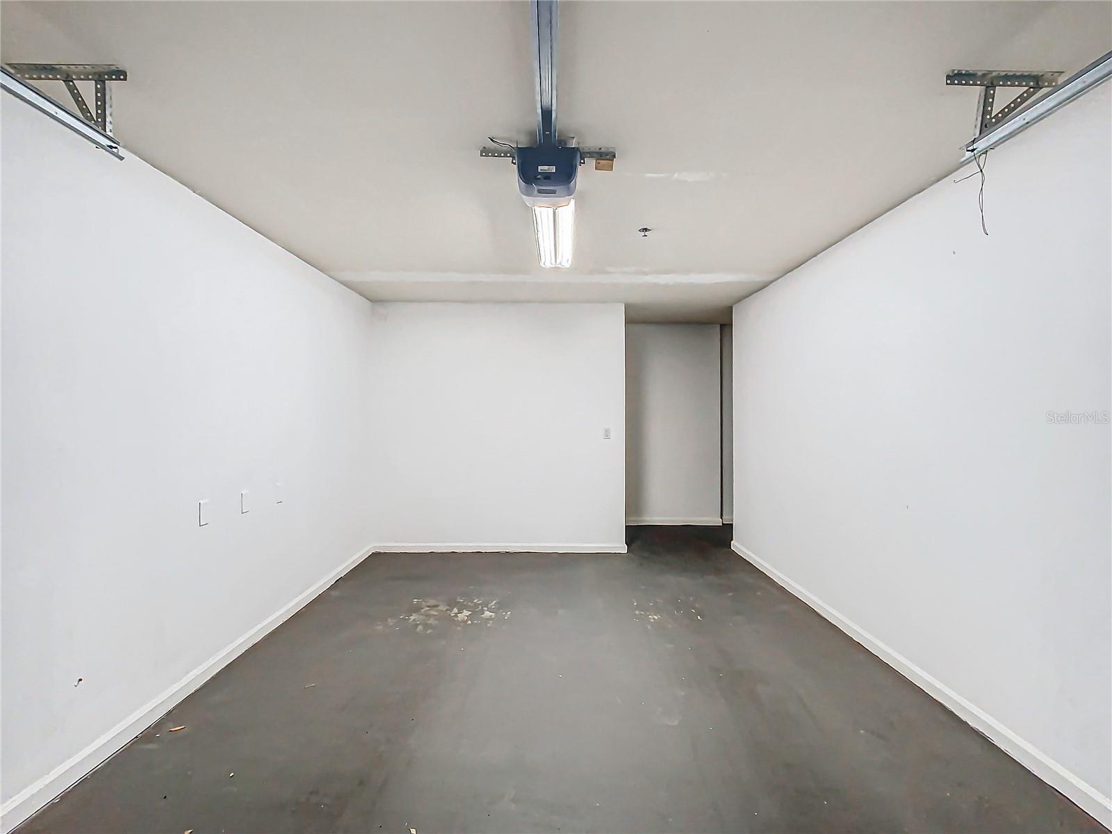 Image 18 of 29 For 12209 Wild Iris Way 103