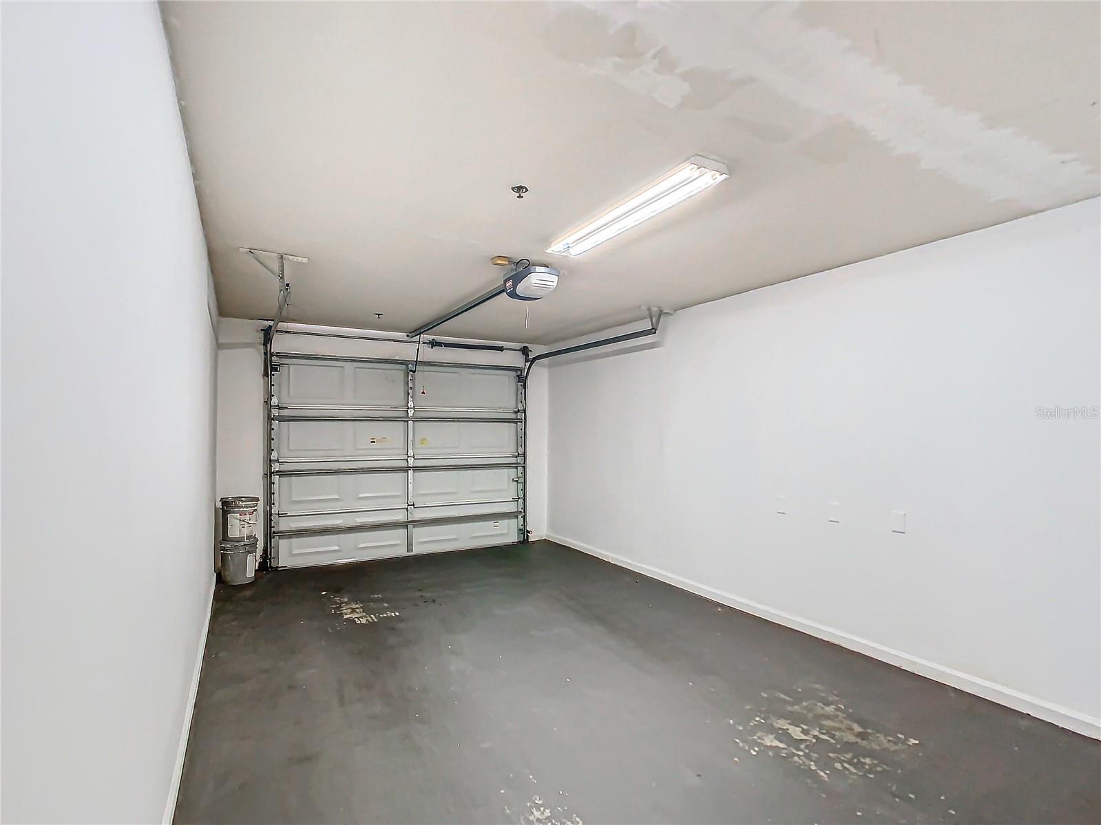 Image 19 of 29 For 12209 Wild Iris Way 103