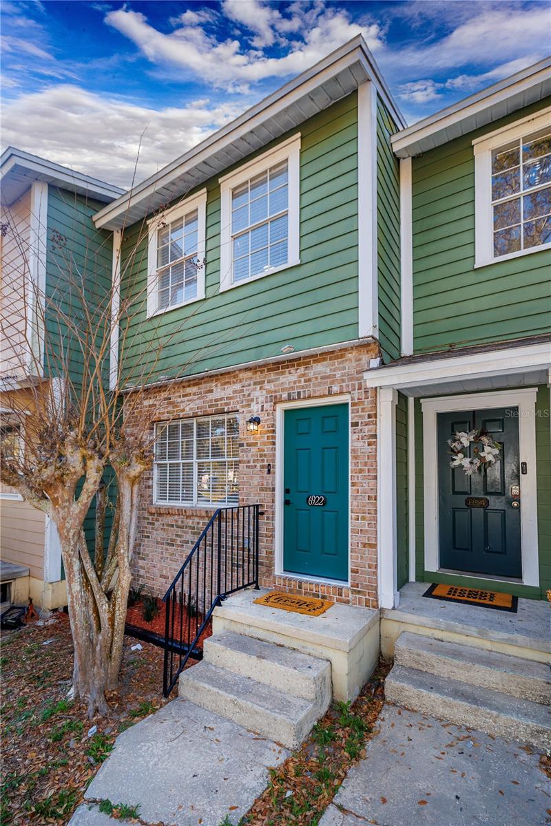 Image 2 of 16 For 6922 Woodlake Drive 103