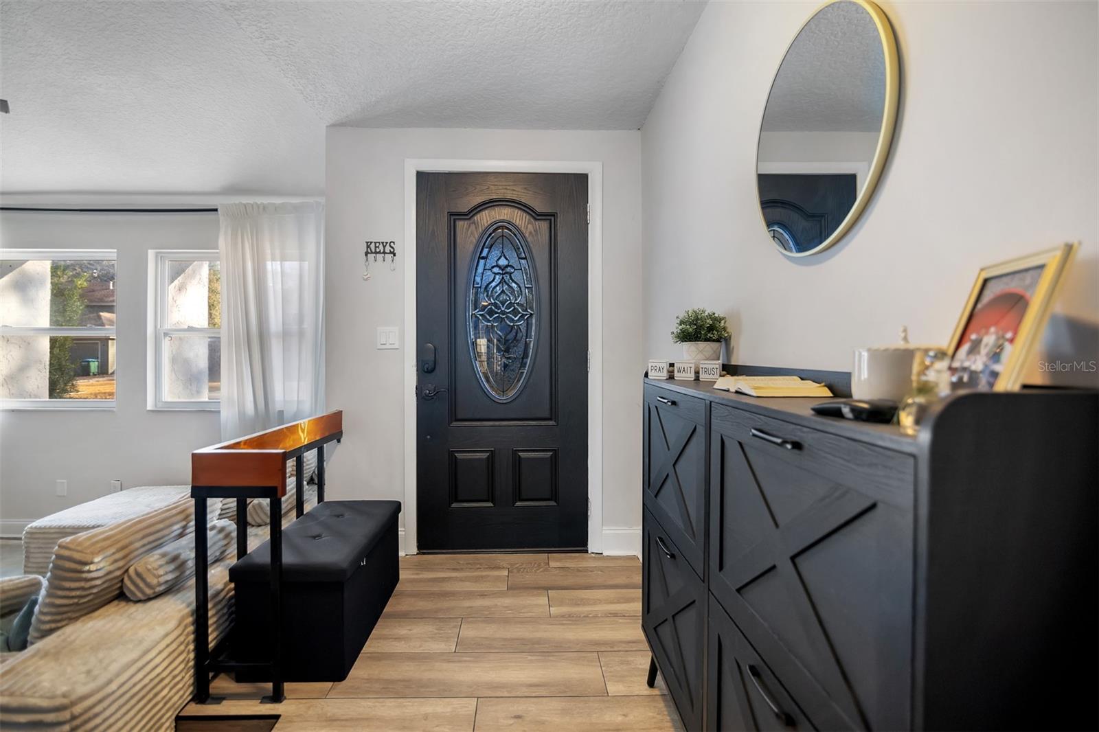 Image 11 of 33 For 872 Falkirk Drive