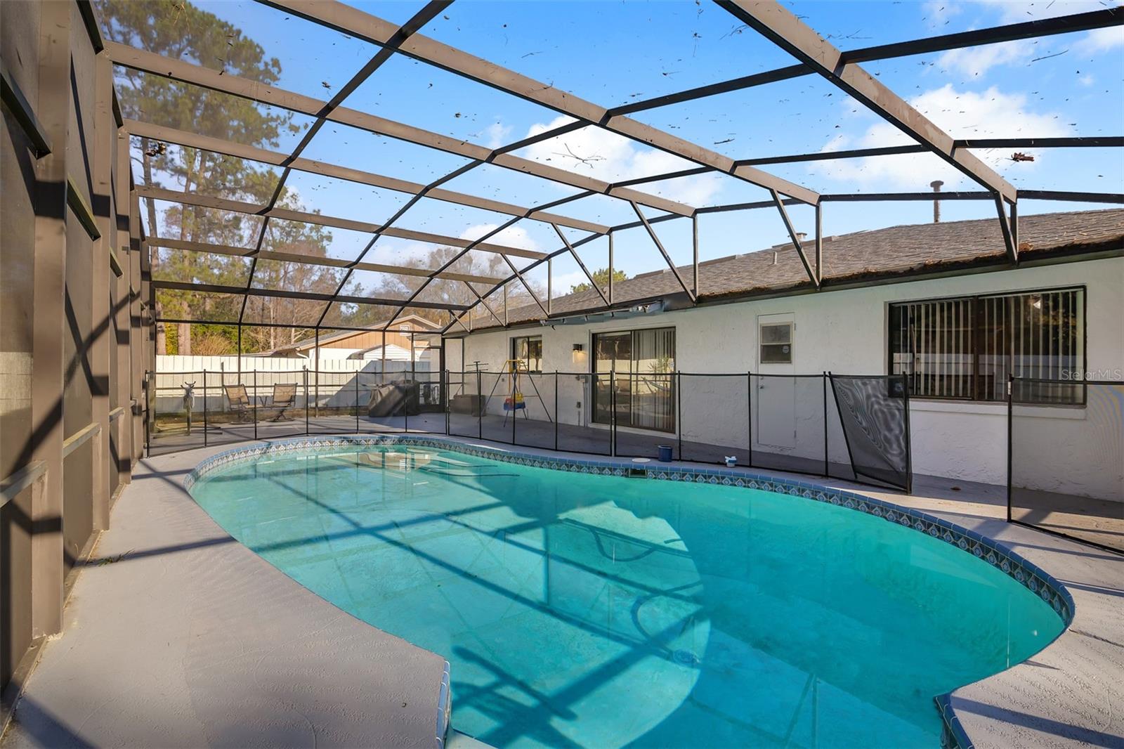 Image 27 of 33 For 872 Falkirk Drive