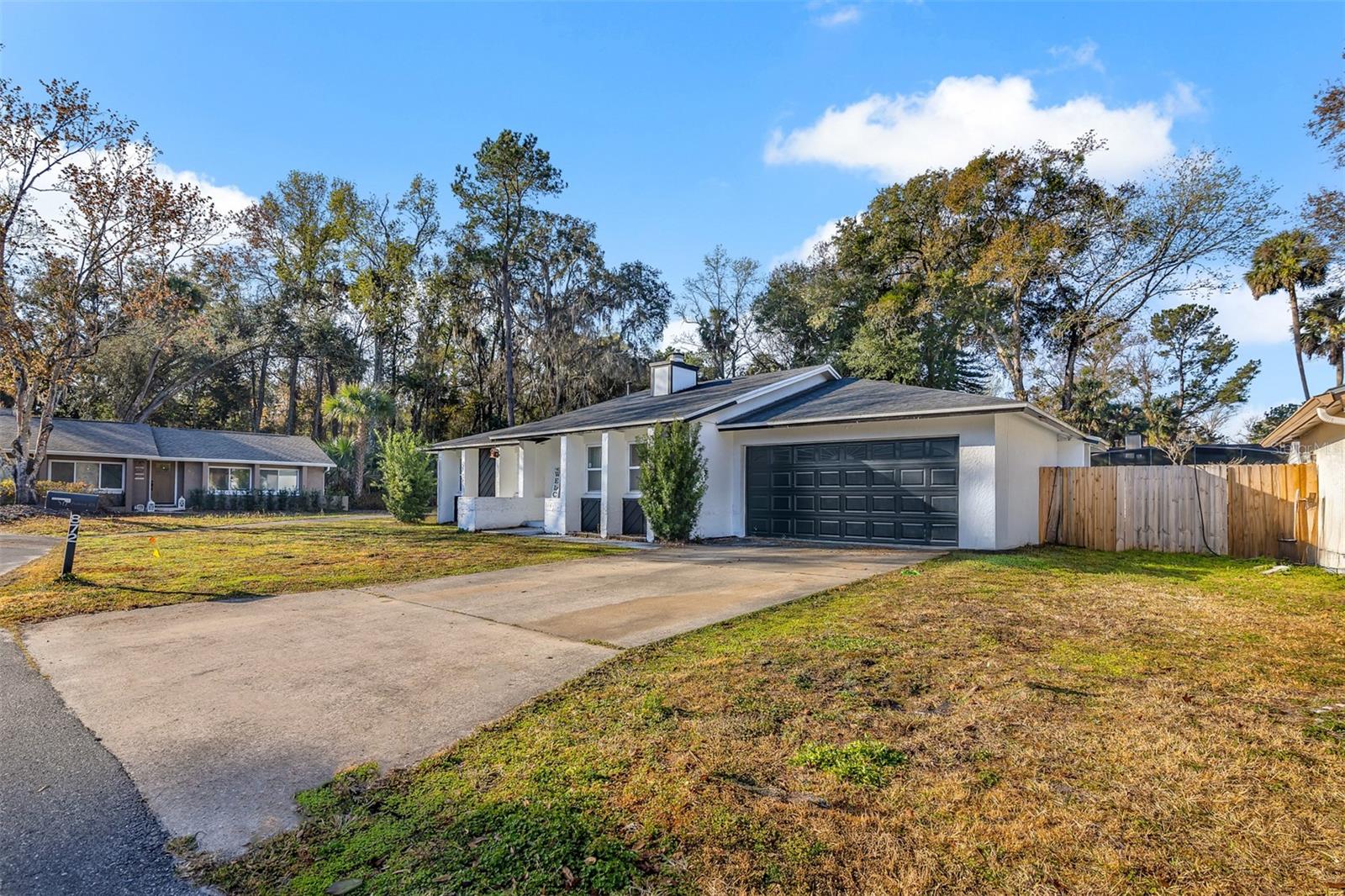 Image 6 of 33 For 872 Falkirk Drive