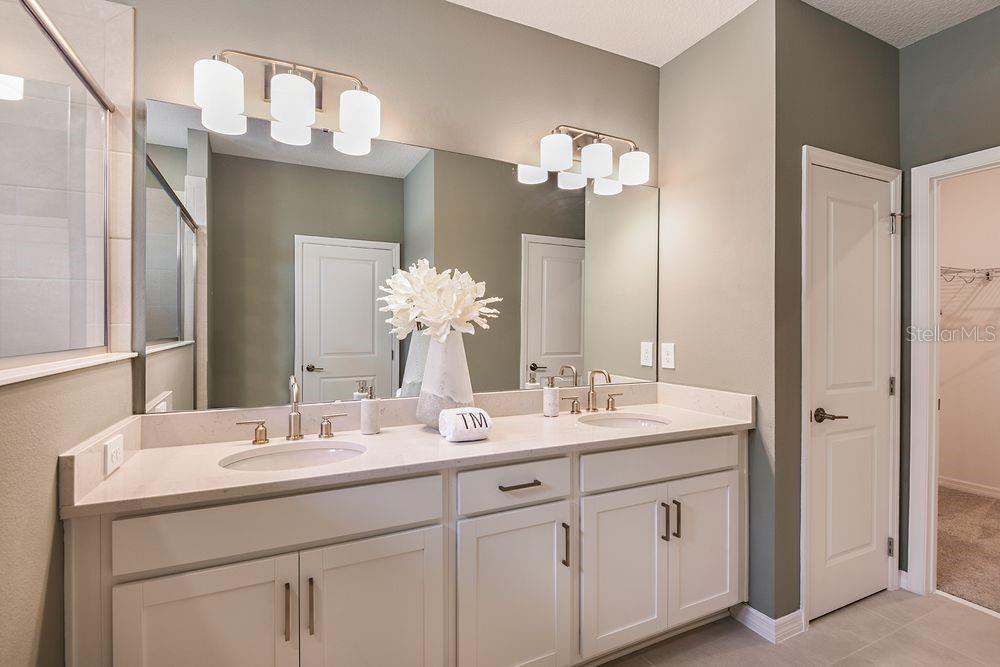 Image 22 of 42 For 14744 Field Daisy Drive