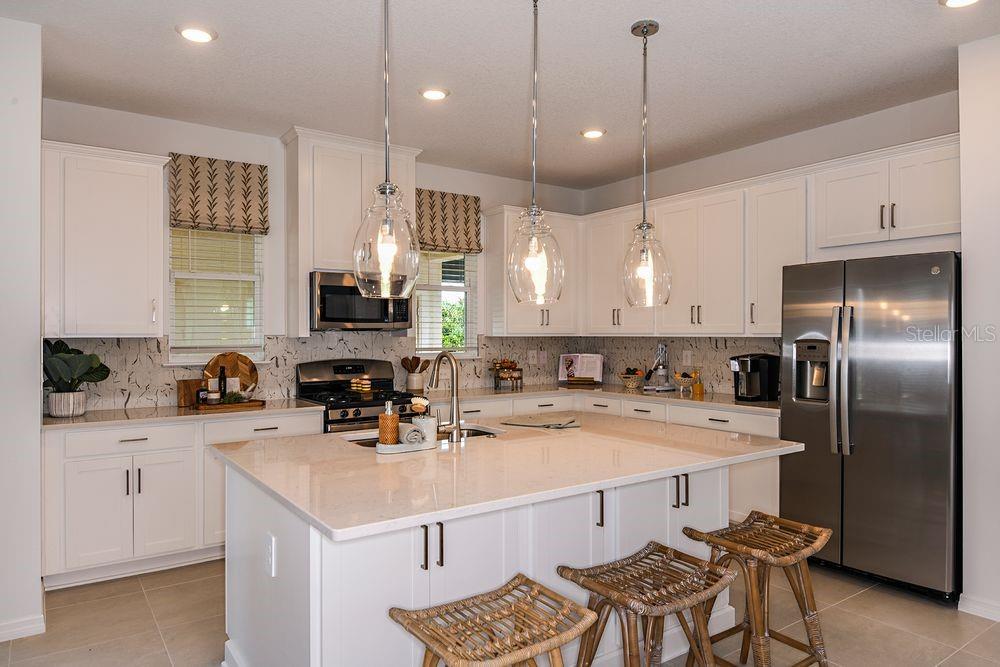 Image 6 of 42 For 14744 Field Daisy Drive